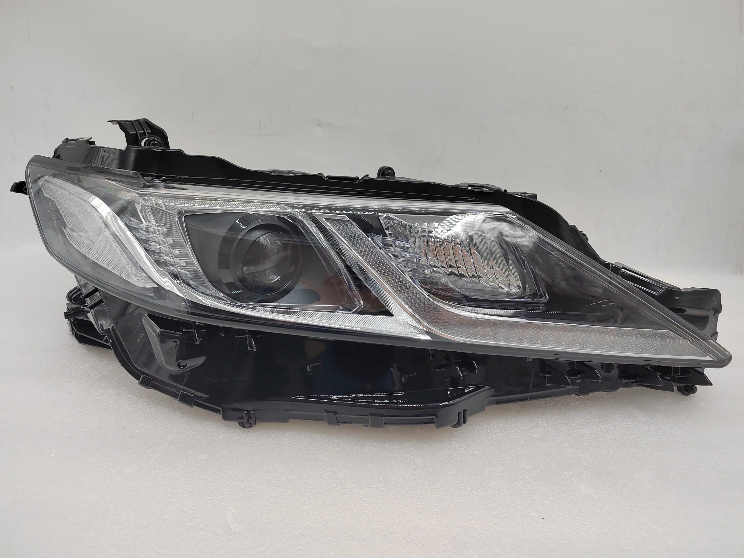 TOYOTA CAMRY ACV70 2018-2022 LED R.H.S HEADLIGHT ASSEMBLY