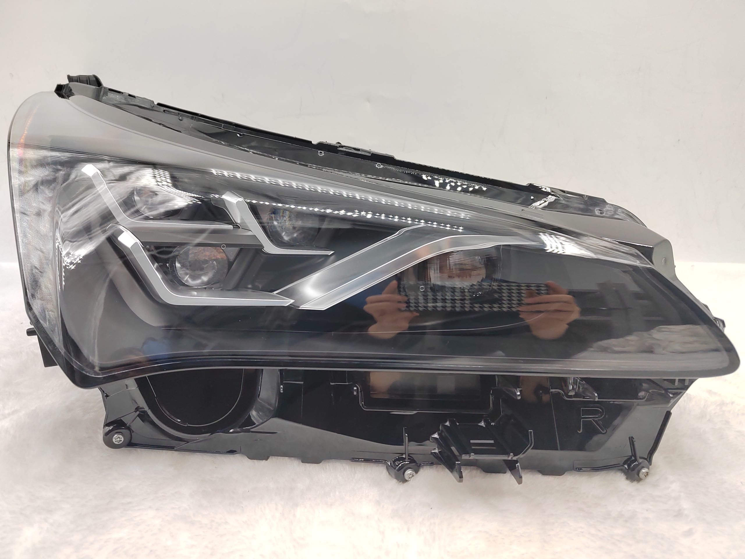 LEXUS NX 300H 2018-2021 LED R.H.S HEADLIGHT ASSEMBLY
