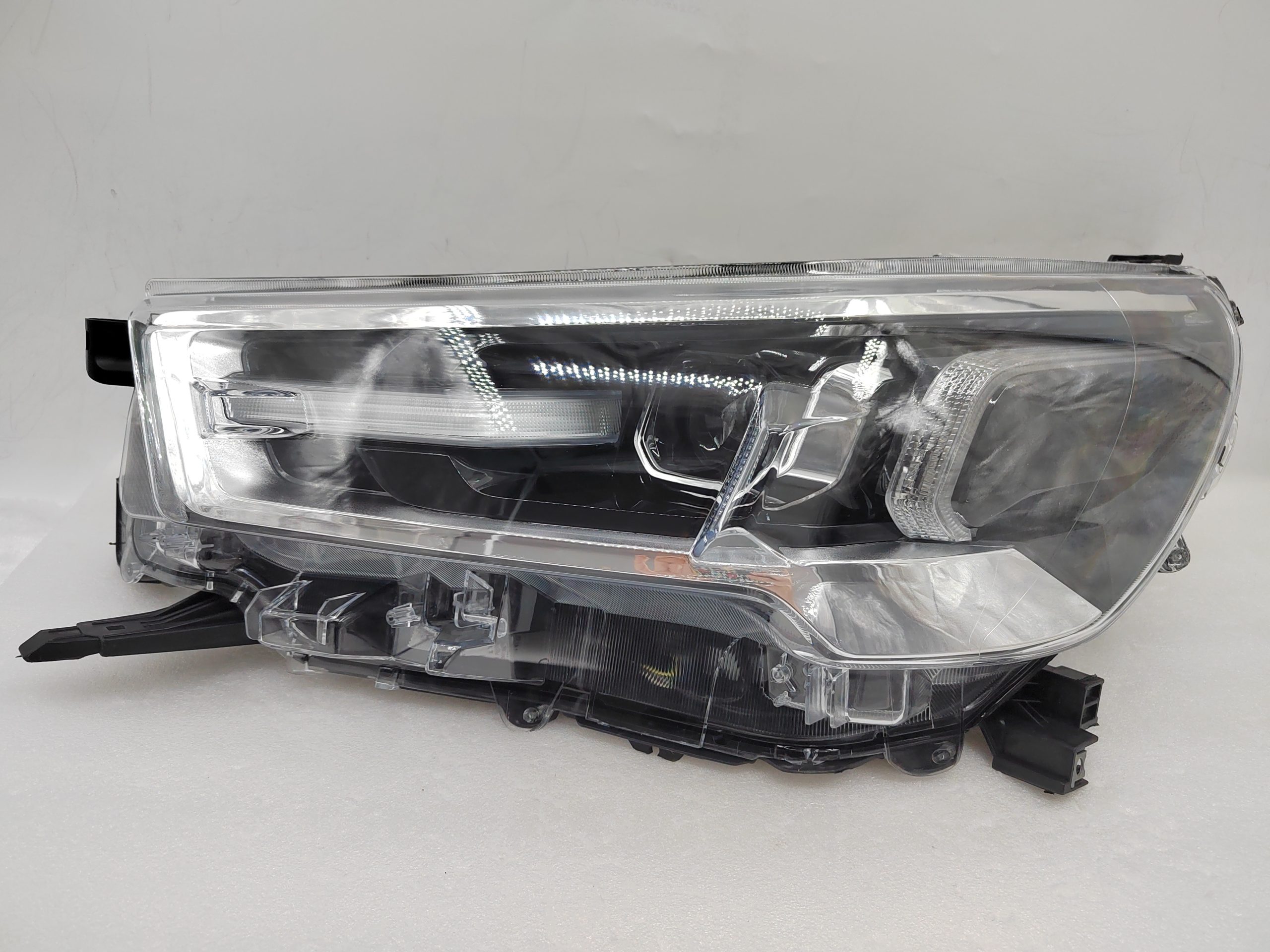 TOYOTA HILUX REVO 2020-2023 LED L.H.S HEADLIGHT ASSEMBLY