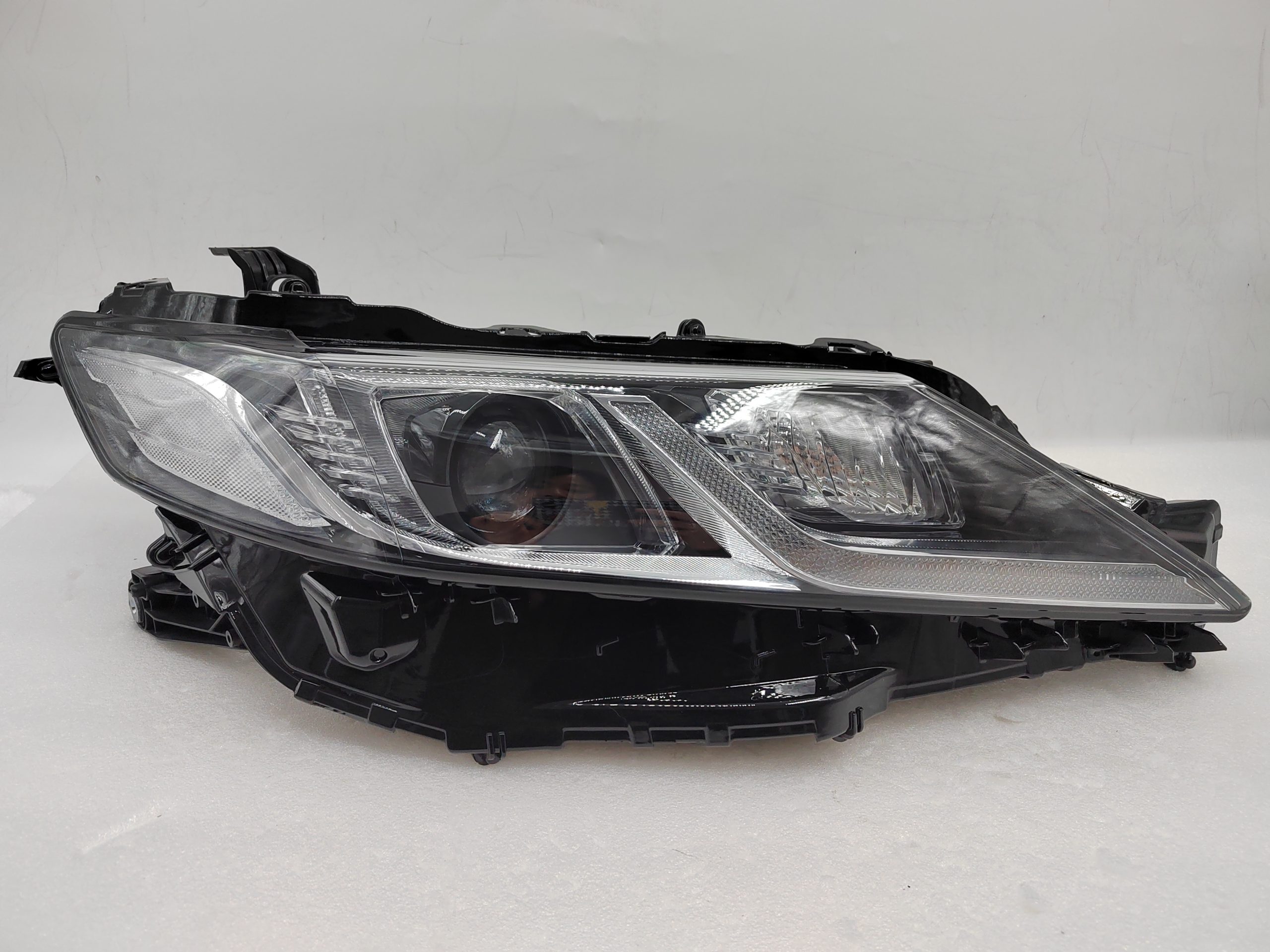 TOYOTA CAMRY II ACV70 2018-2022 LED R.H.S HEADLIGHT ASSEMBLY