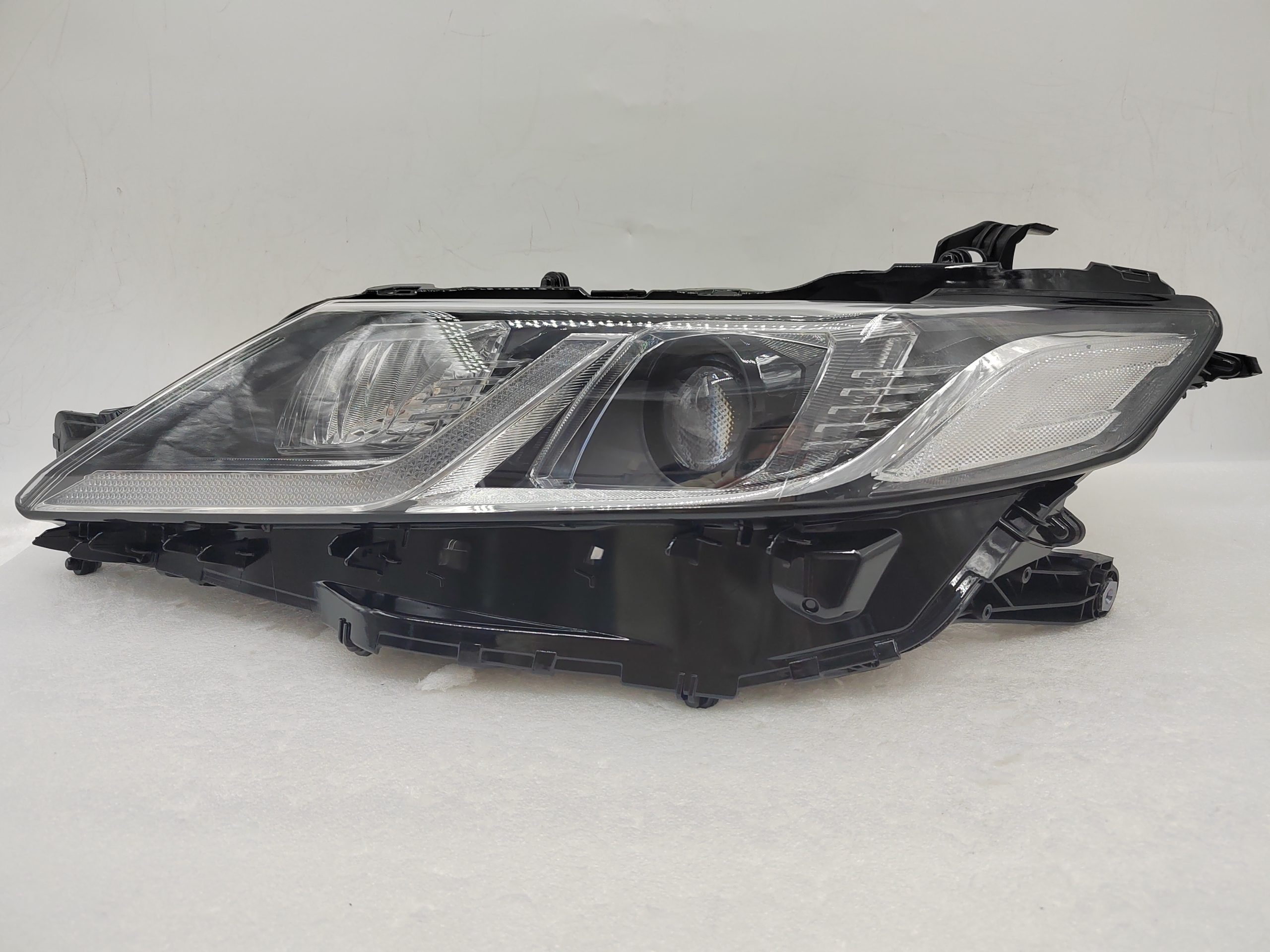 TOYOTA CAMRY ACV70 2018-2022 LED L.H.S HEADLIGHT ASSEMBLY