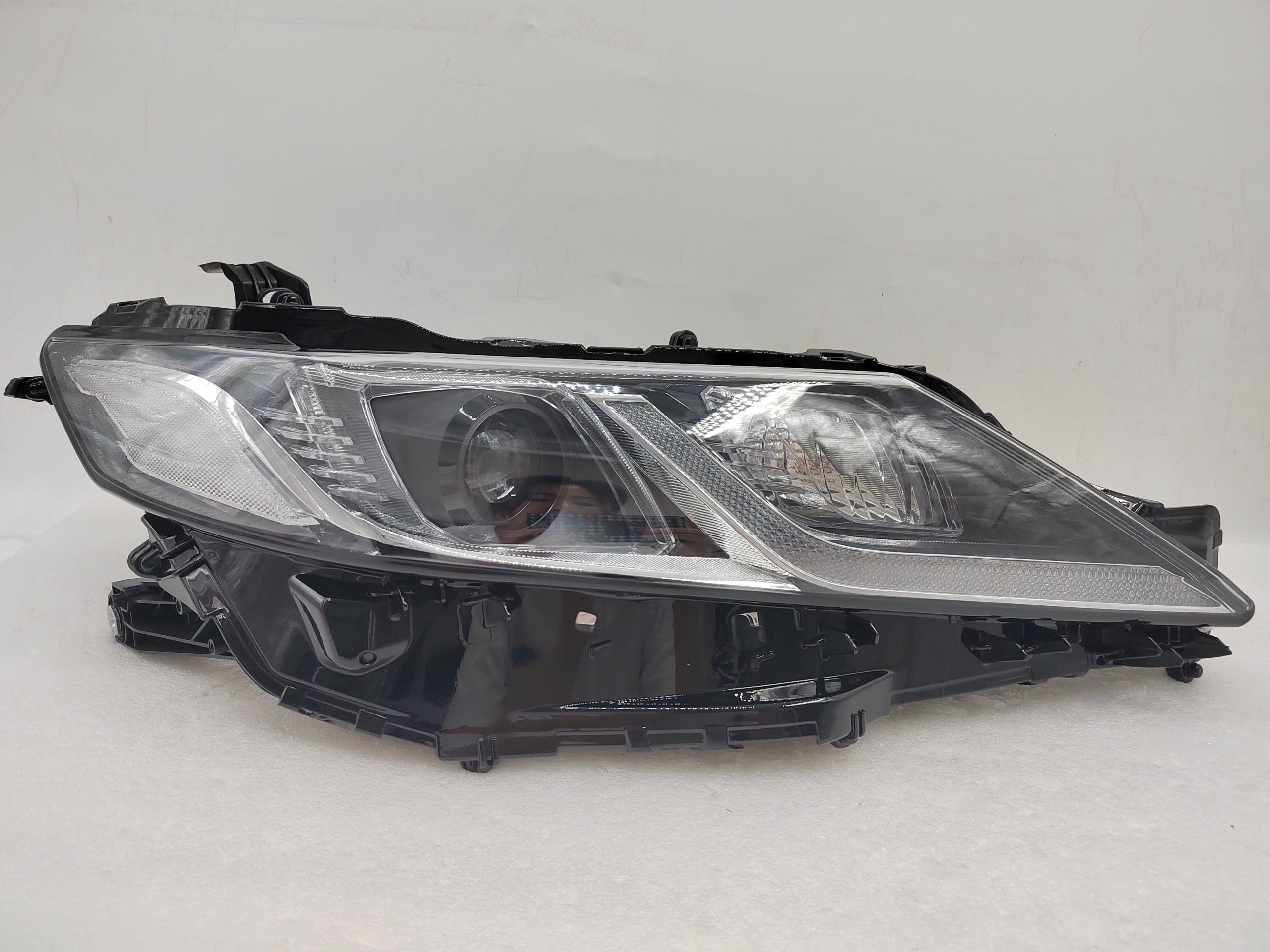 TOYOTA CAMRY II ACV70 2018-2022 LED R.H.S HEADLIGHT ASSEMBLY