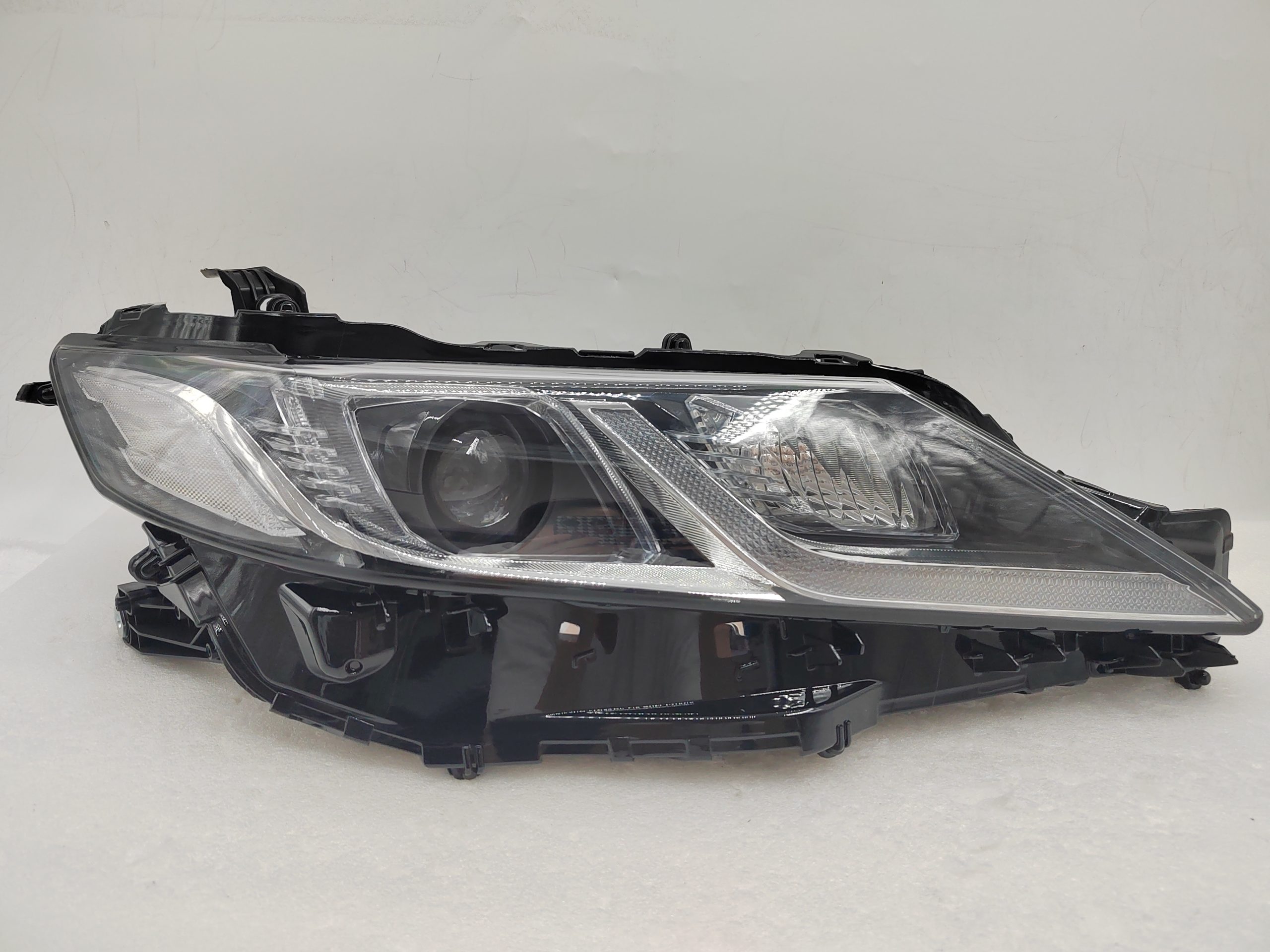 TOYOTA CAMRY ACV70 2018-2022 LED R.H.S HEADLIGHT ASSEMBLY