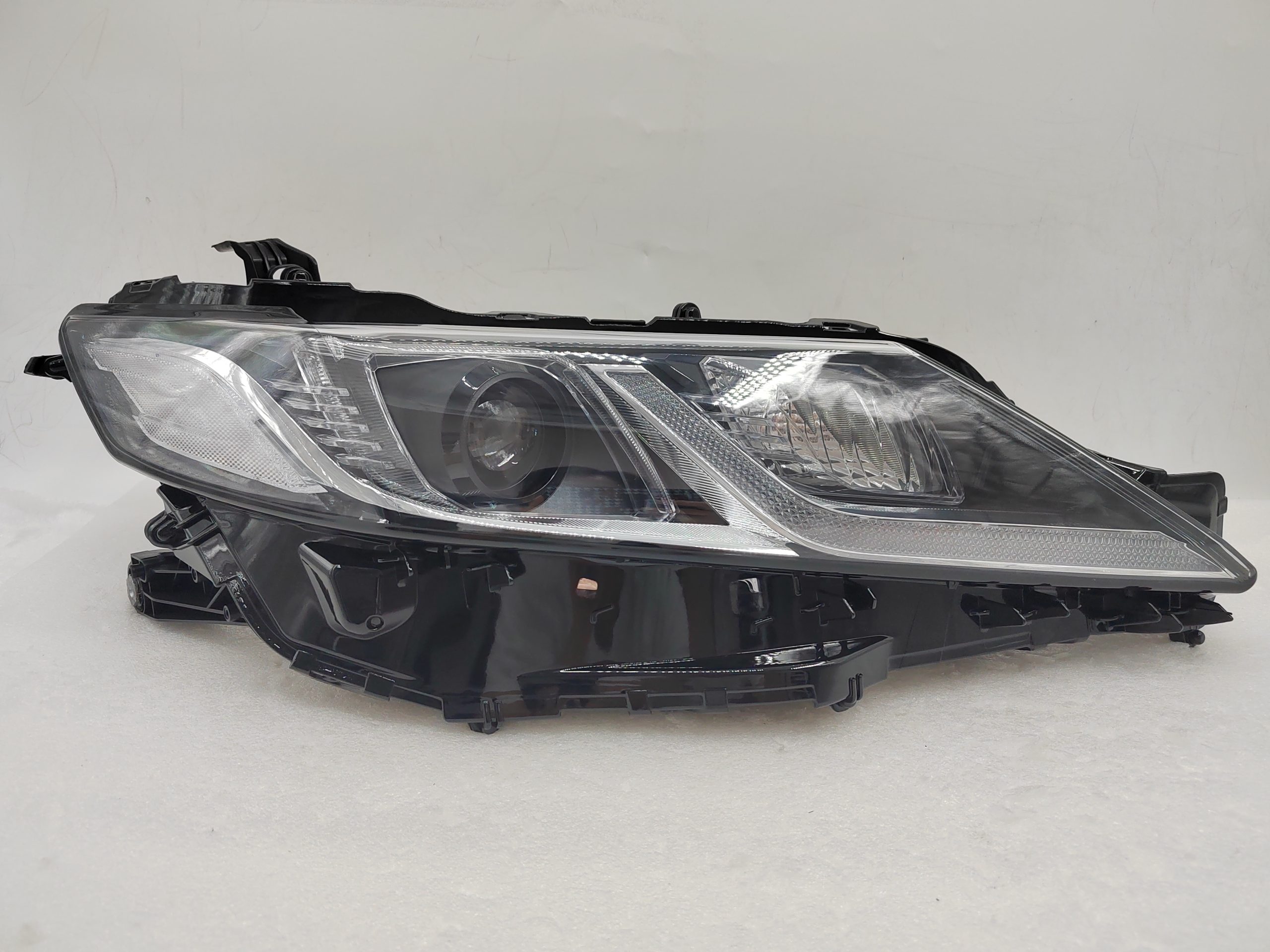 TOYOTA CAMRY II ACV70 2018-2022 LED R.H.S HEADLIGHT ASSEMBLY