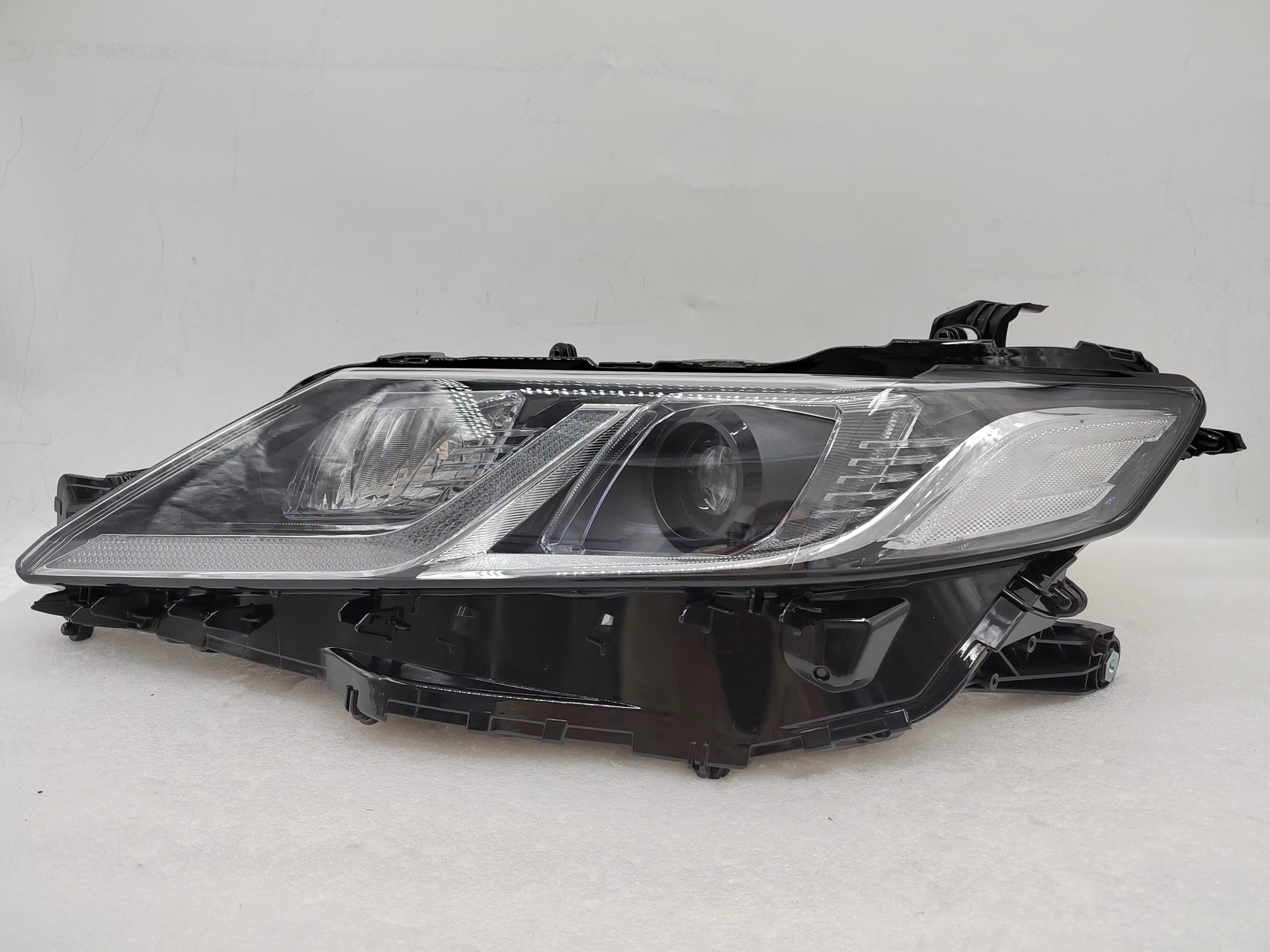 TOYOTA CAMRY II ACV70 2018-2022 LED L.H.S HEADLIGHT ASSEMBLY