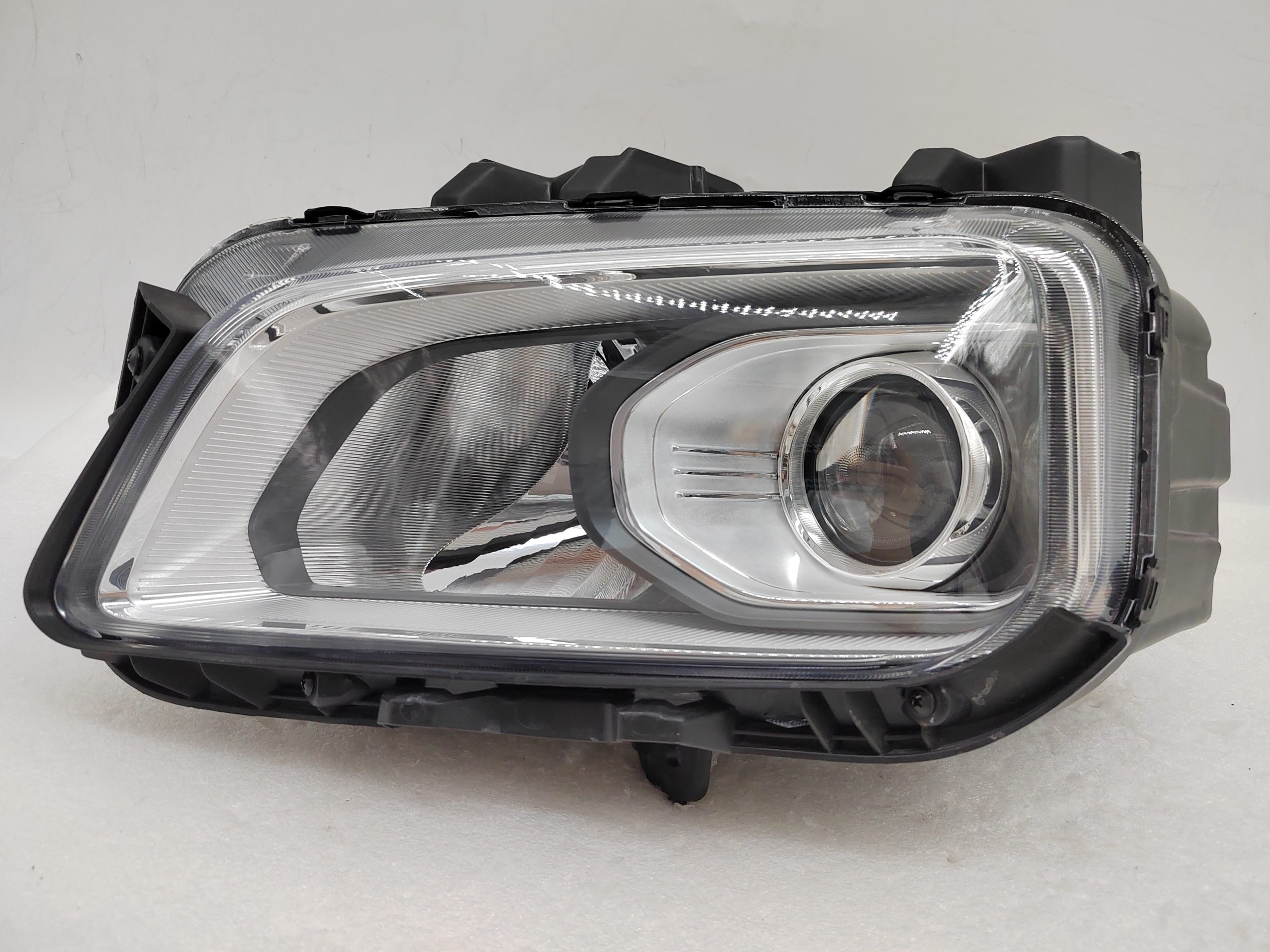 HYUNDAI KONA 2017-2020 HALOGEN L.H.S HEADLIGHT ASSEMBLY