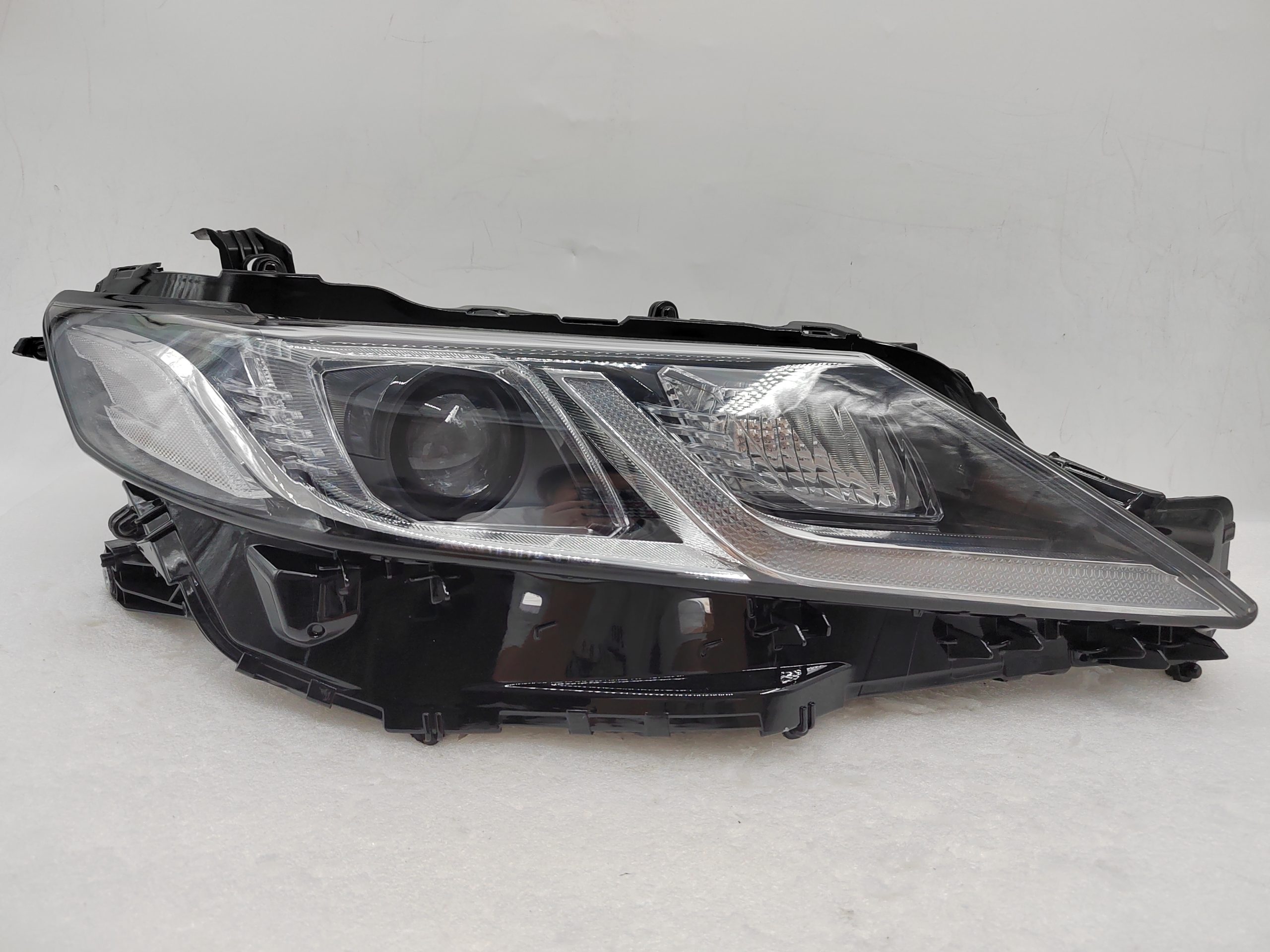 TOYOTA CAMRY ACV70 2018-2022 LED R.H.S HEADLIGHT ASSEMBLY