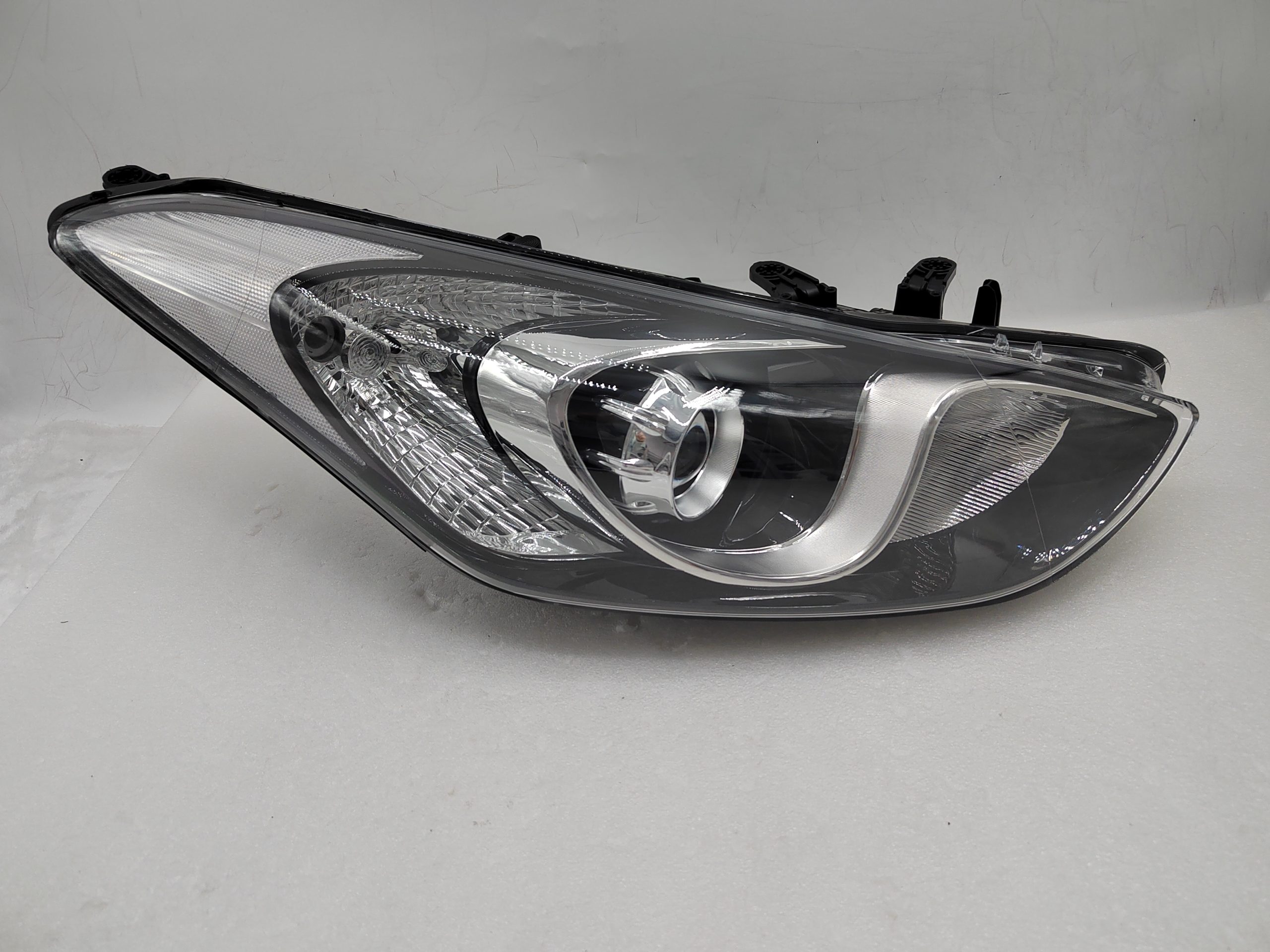 HYUNDAI I30 GD 2012-2016 HALOGEN R.H.S HEADLIGHT ASSEMBLY