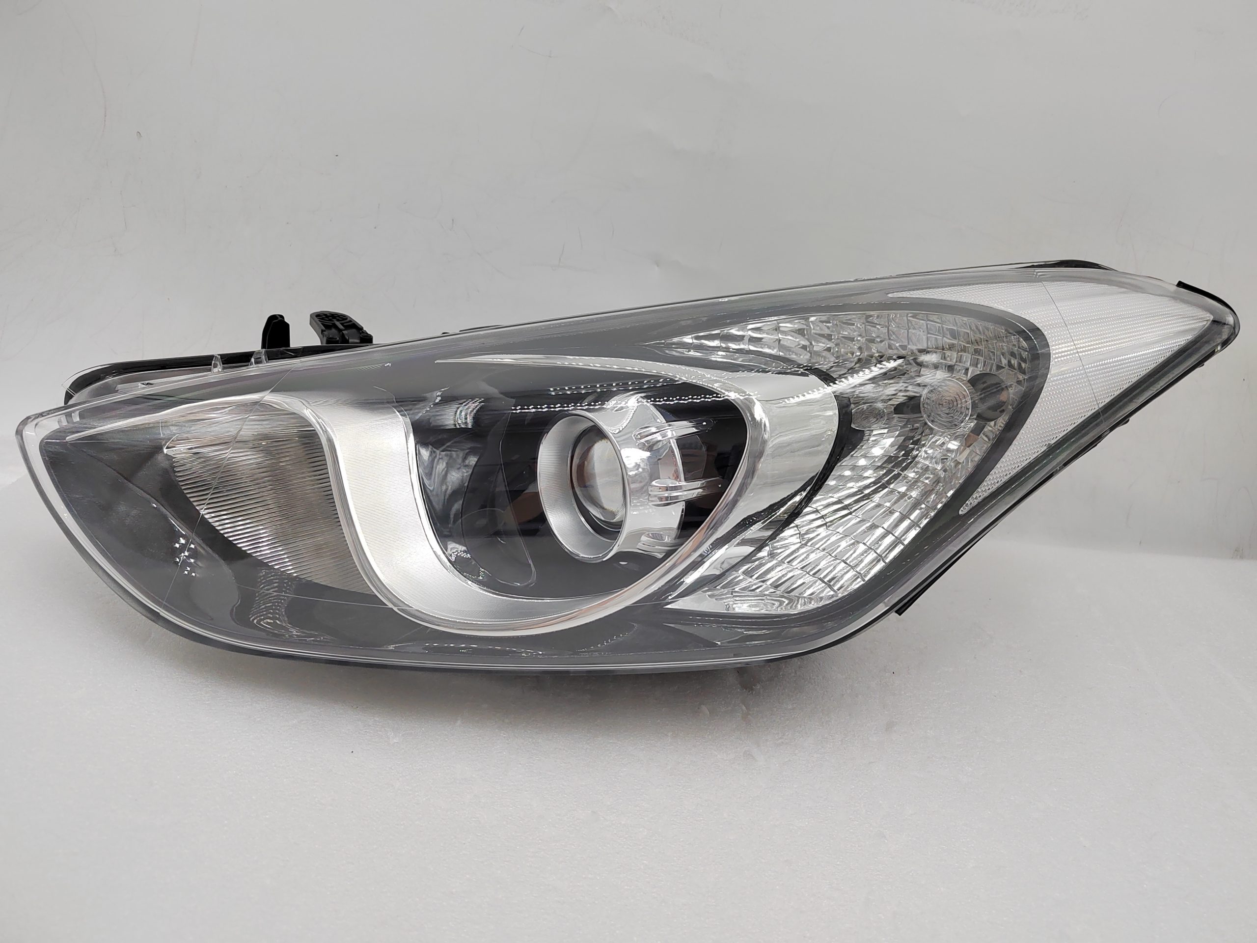 HYUNDAI I30 GD 2012-2016 HALOGEN L.H.S HEADLIGHT ASSEMBLY