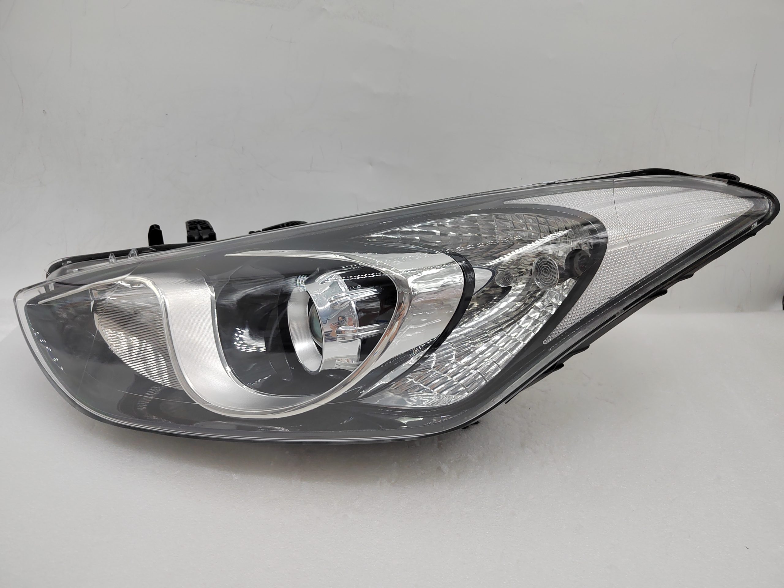HYUNDAI I30 GD 2012-2016 HALOGEN L.H.S HEADLIGHT ASSEMBLY