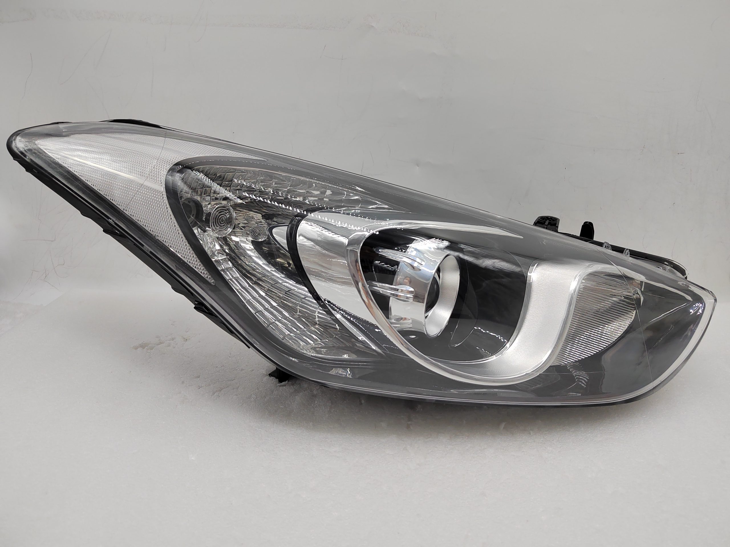 HYUNDAI I30 GD 2012-2016 HALOGEN R.H.S HEADLIGHT ASSEMBLY