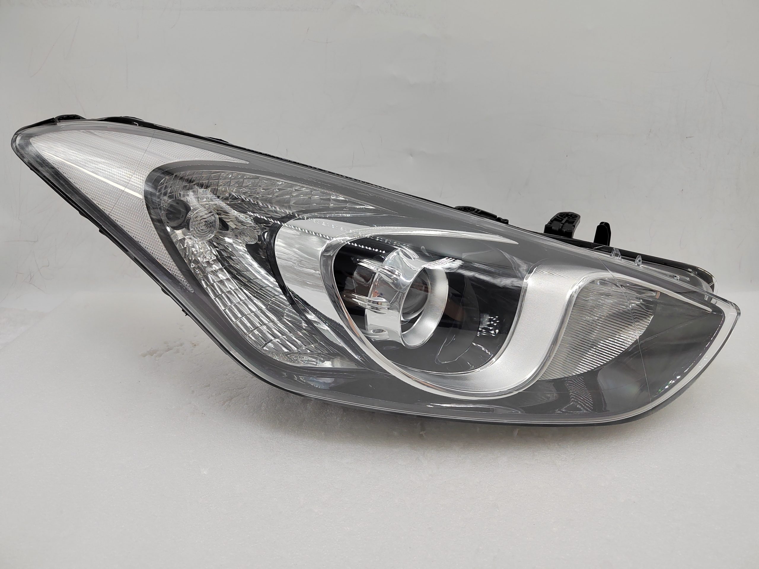 HYUNDAI I30 GD 2012-2016 HALOGEN R.H.S HEADLIGHT ASSEMBLY