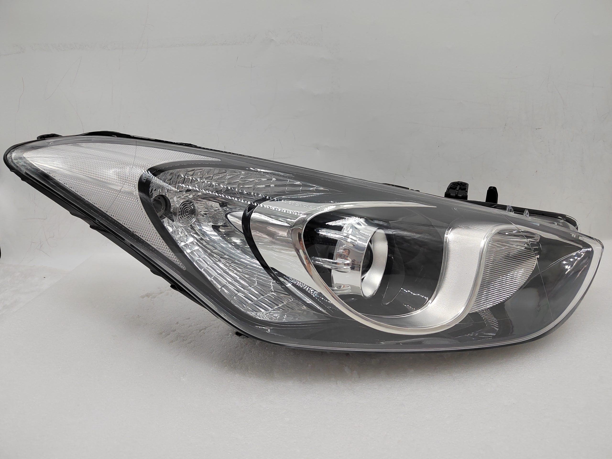HYUNDAI I30 GD 2012-2016 HALOGEN R.H.S HEADLIGHT ASSEMBLY