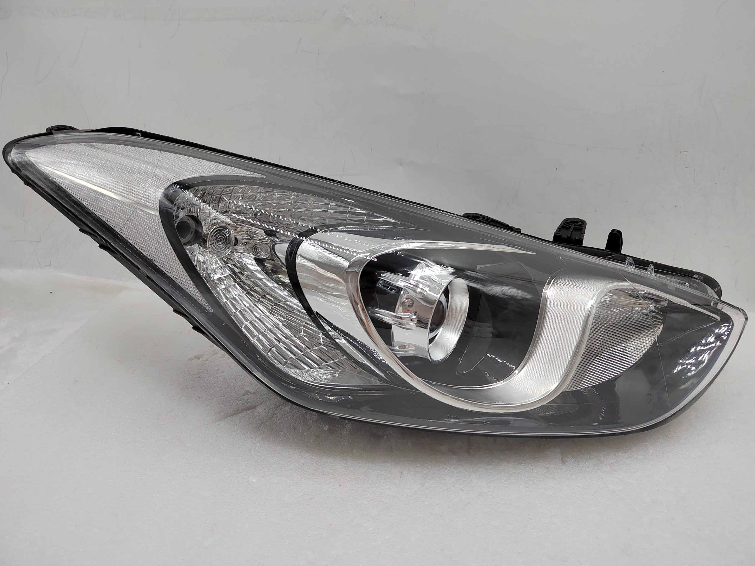 HYUNDAI I30 GD 2012-2016 HALOGEN R.H.S HEADLIGHT ASSEMBLY