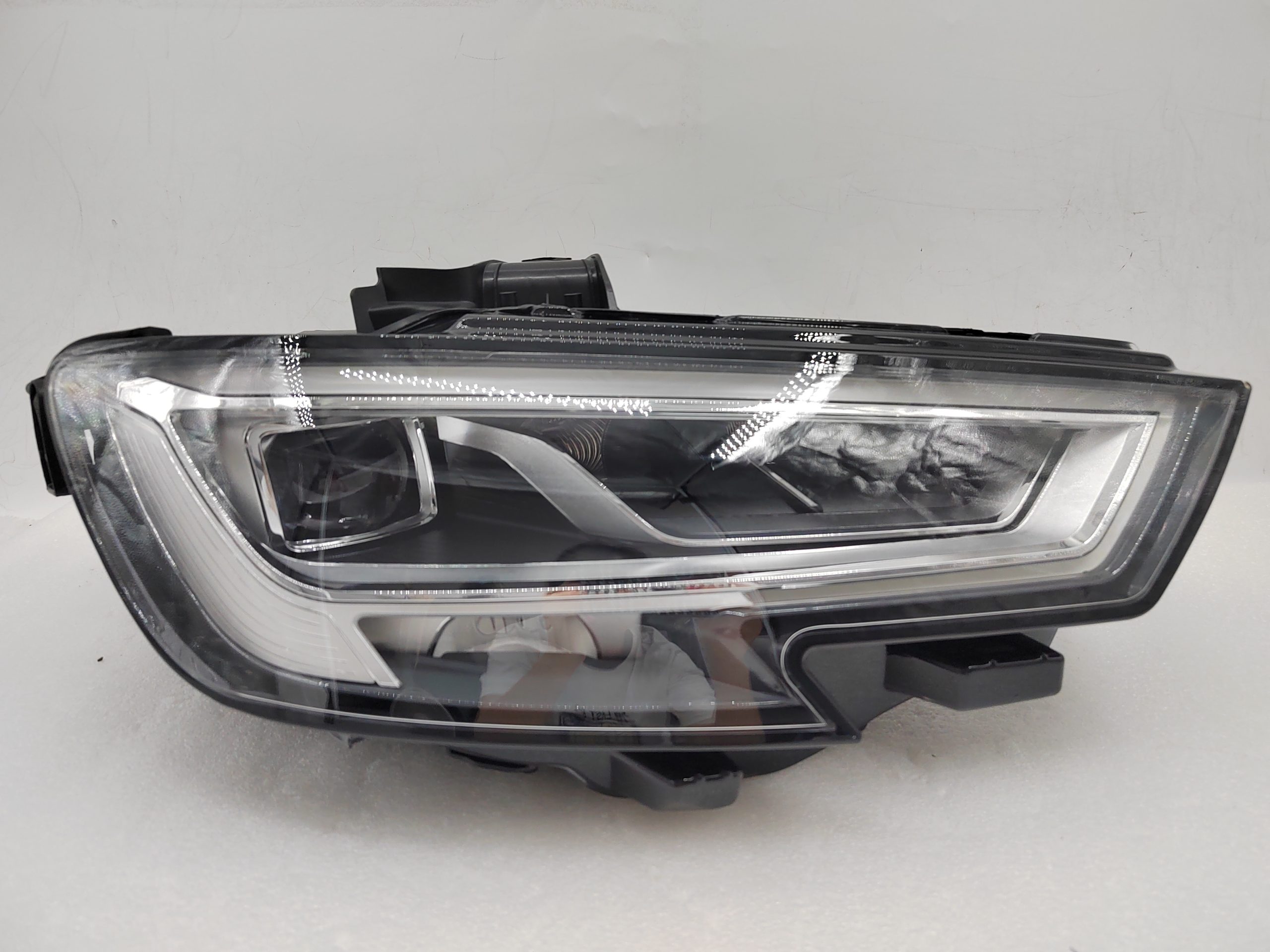 AUDI A3 RS3 8V 2016-2019 LED R.H.S HEADLIGHT ASSEMBLY