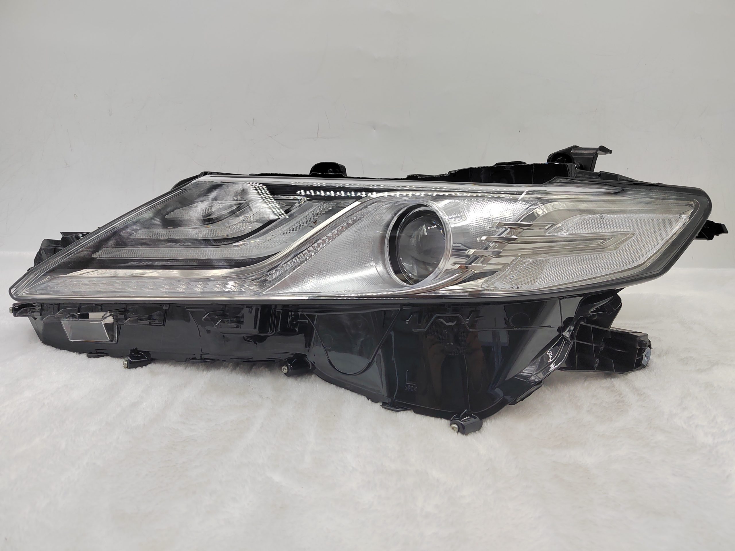 TOYOTA CAMRY ACV70 2018-2022 LED L.H.S HEADLIGHT ASSEMBLY