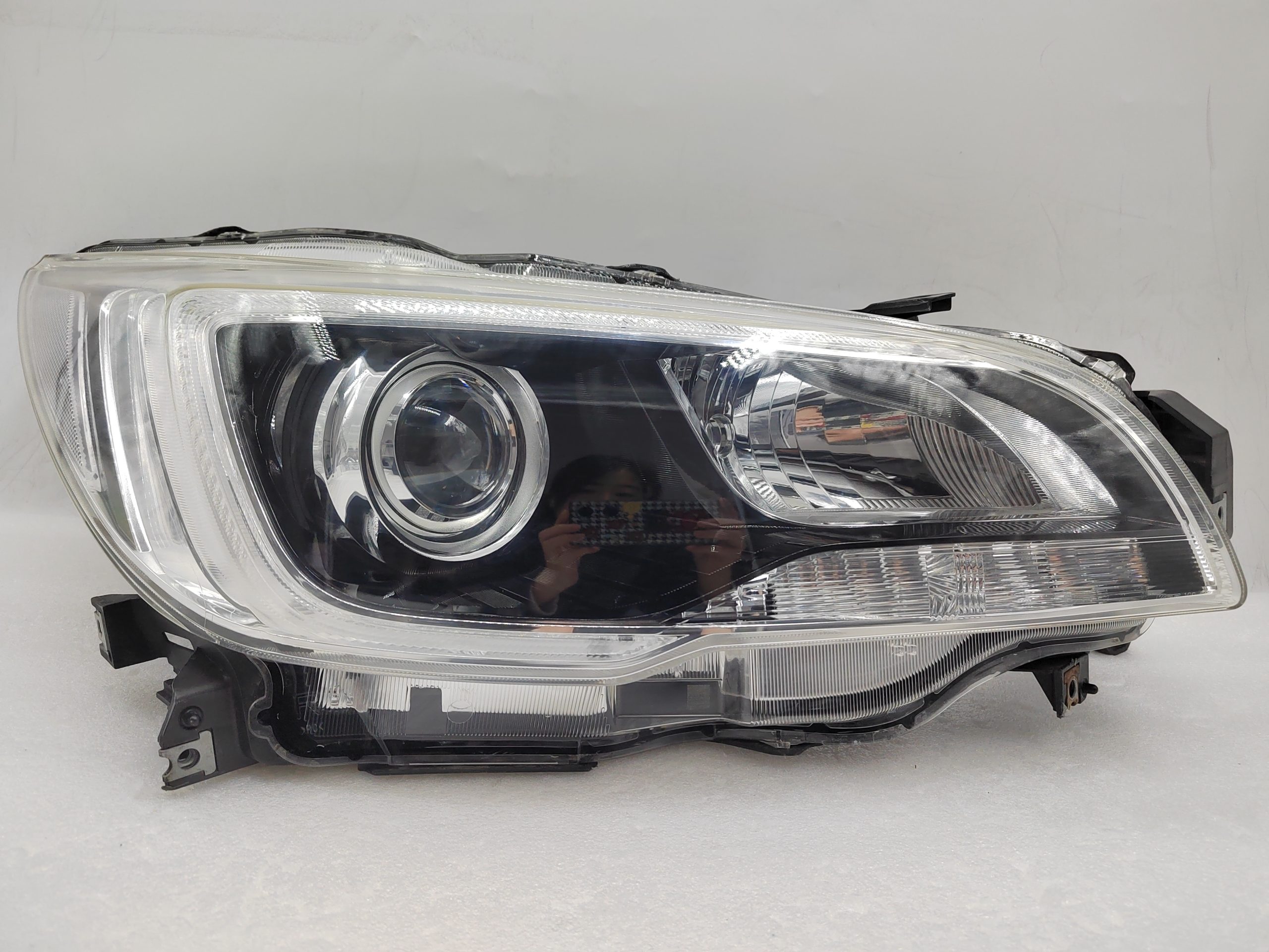 SUBARU LIBERTY OUTBACK 2015-2017 LED R.H.S HEADLIGHT ASSEMBLY