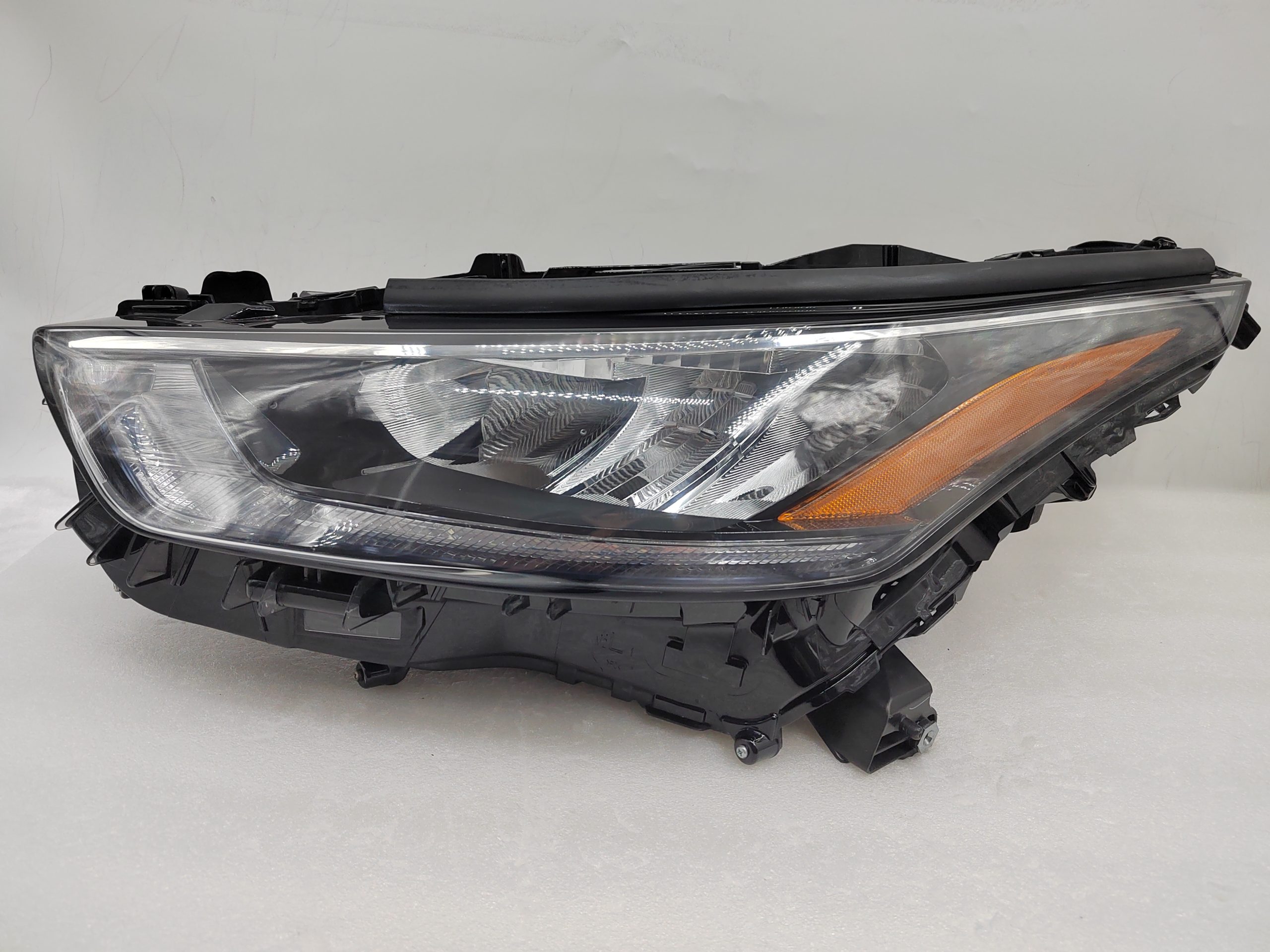TOYOTA KLUGER 2020-2023 LED L.H.S HEADLIGHT ASSEMBLY