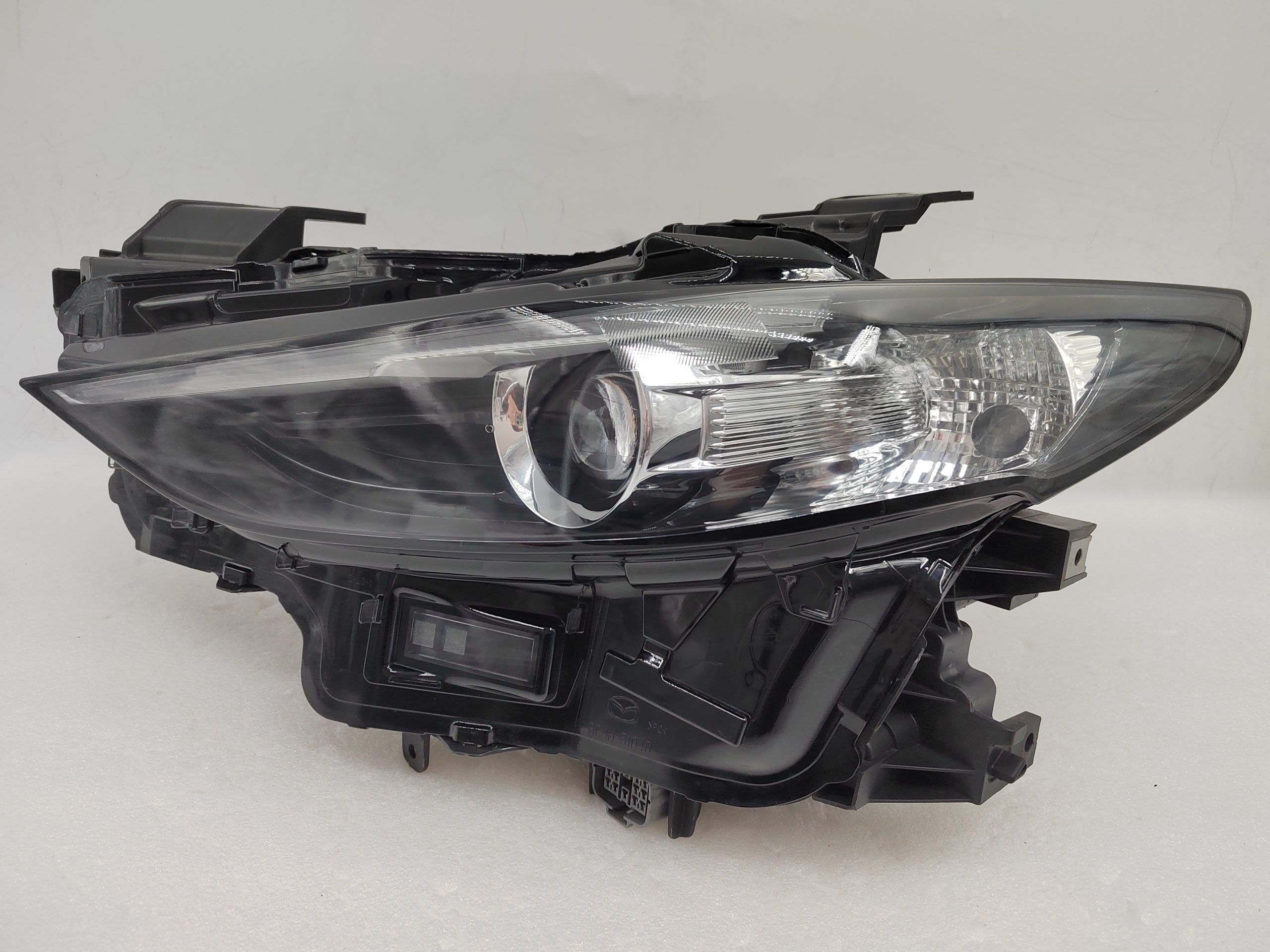 MAZDA 3 2019-2023 LED L.H.S HEADLIGHT ASSEMBLY