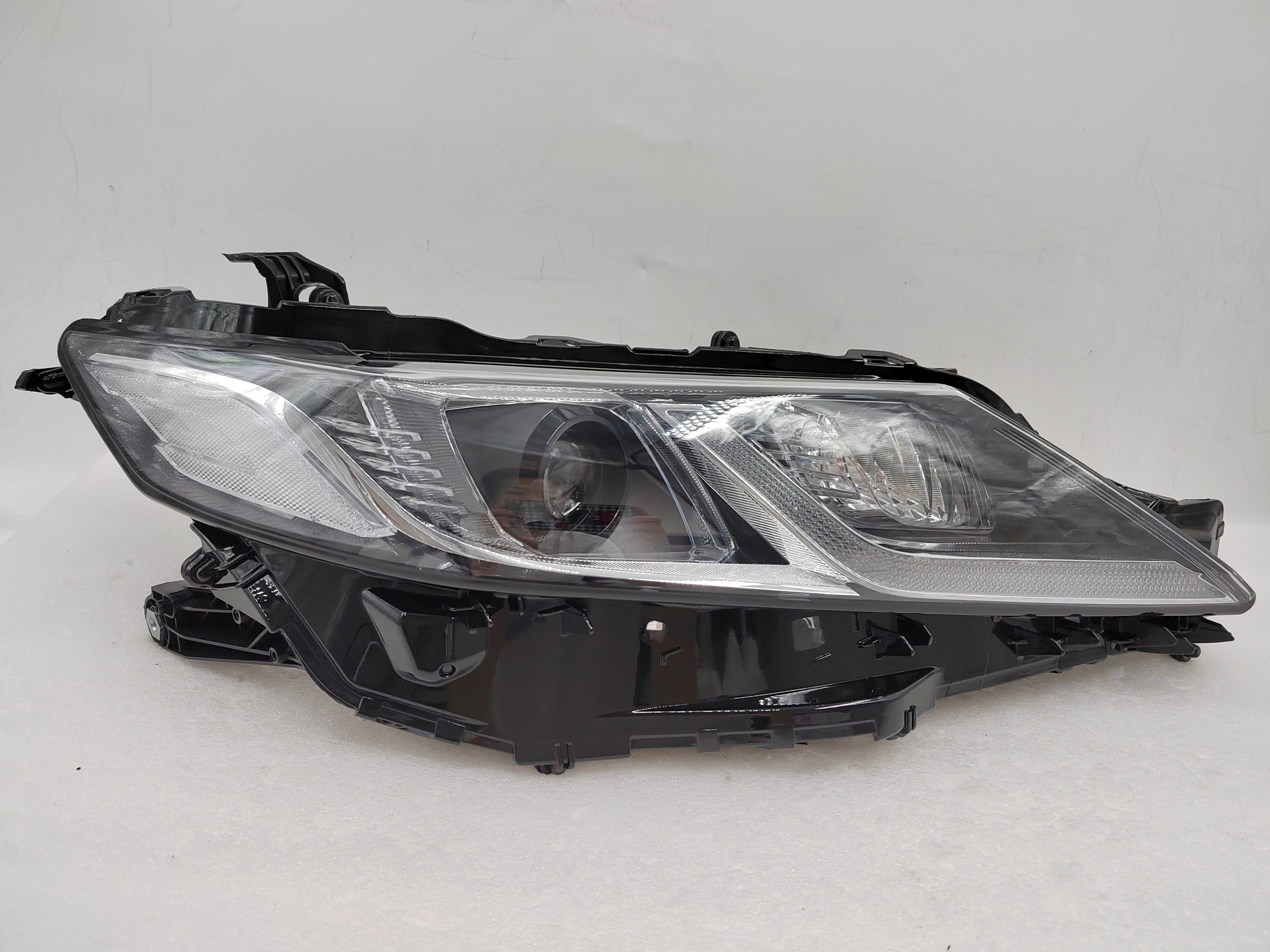 TOYOTA CAMRY II ACV70 2018-2022 LED R.H.S HEADLIGHT ASSEMBLY