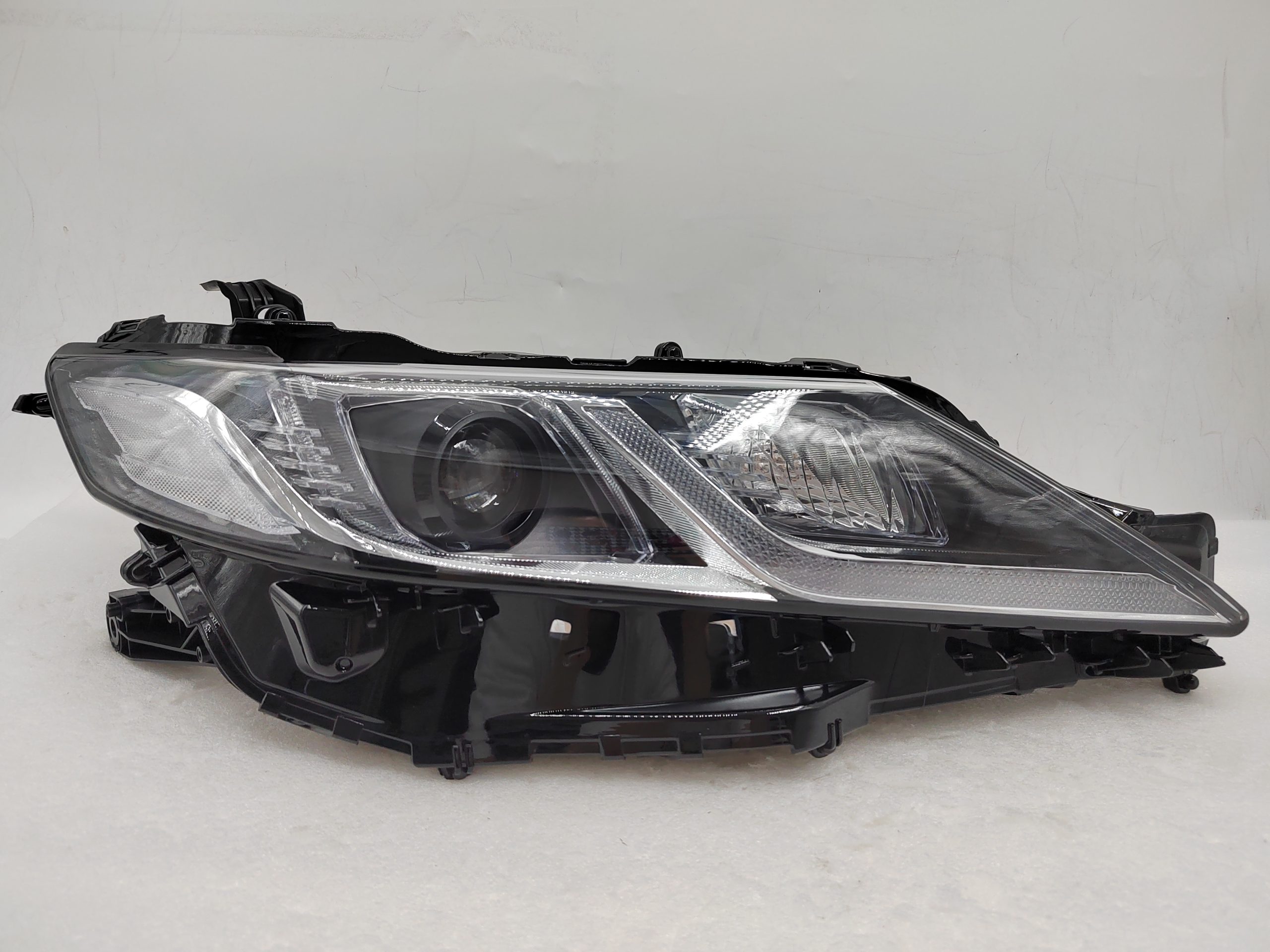 TOYOTA CAMRY II ACV70 2018-2022 LED R.H.S HEADLIGHT ASSEMBLY