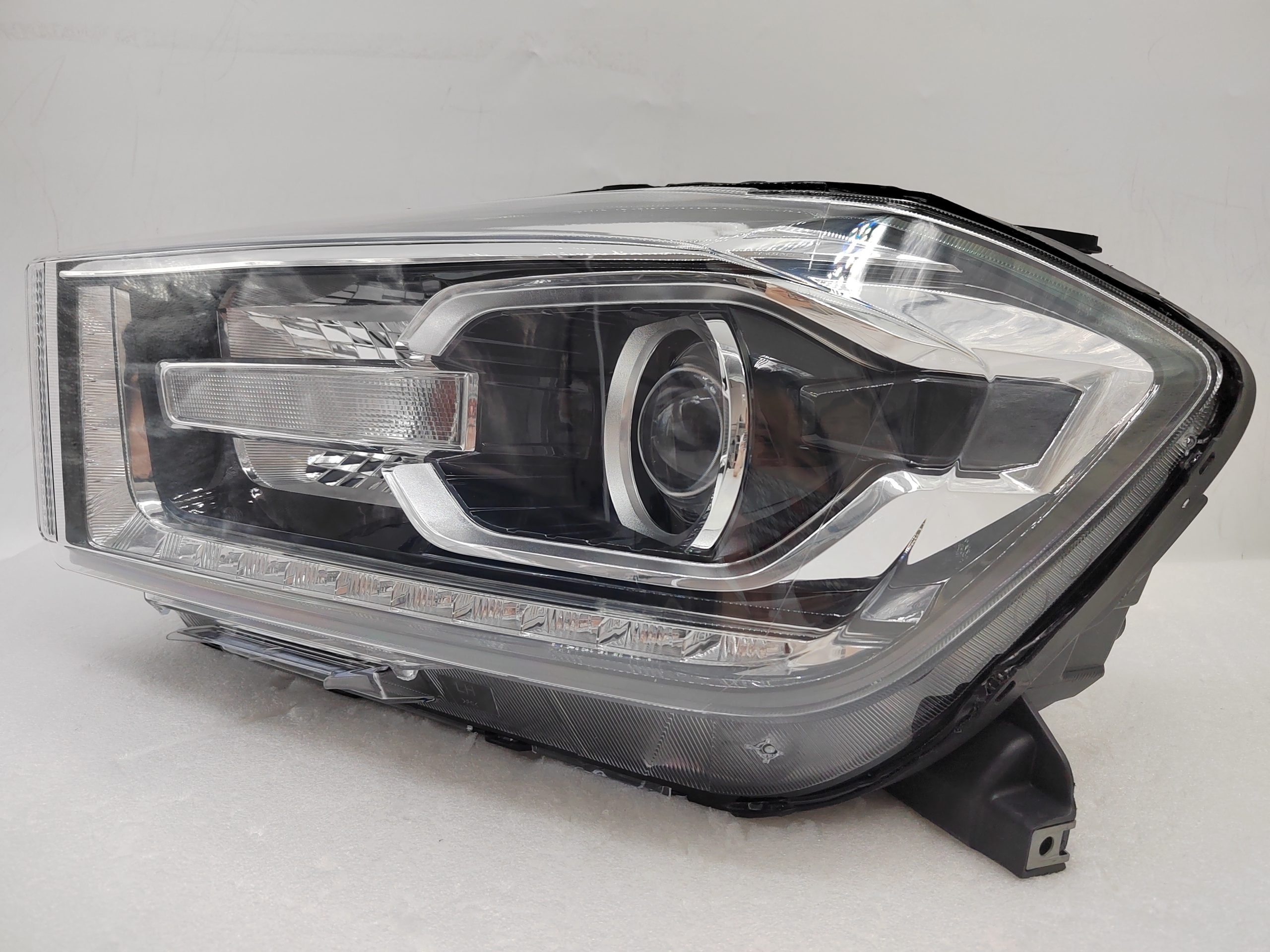 MAXUS LDV T60 2017-2020 LED L.H.S HEADLIGHT ASSEMBLY