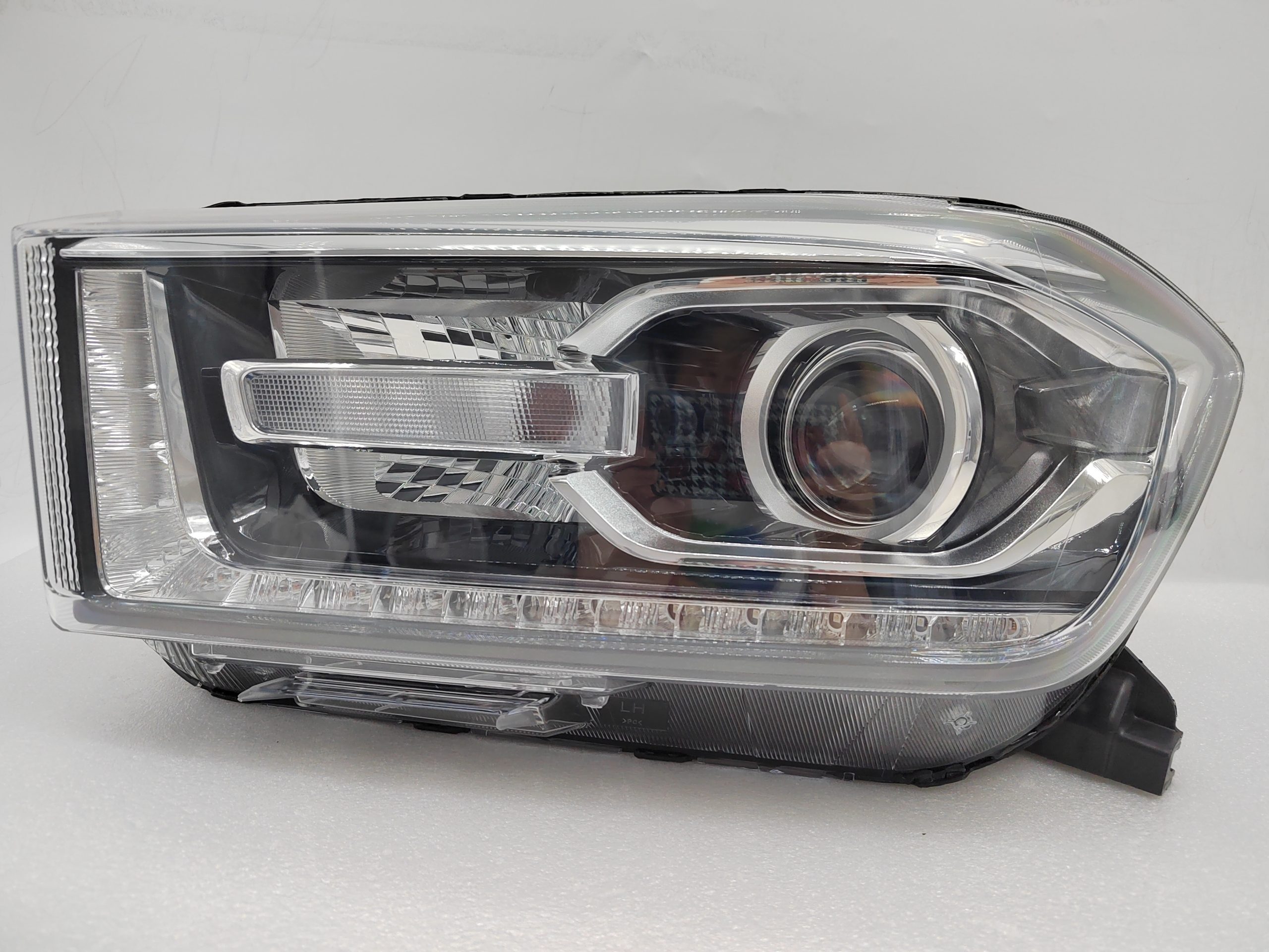 MAXUS LDV T60 2017-2020 LED L.H.S HEADLIGHT ASSEMBLY