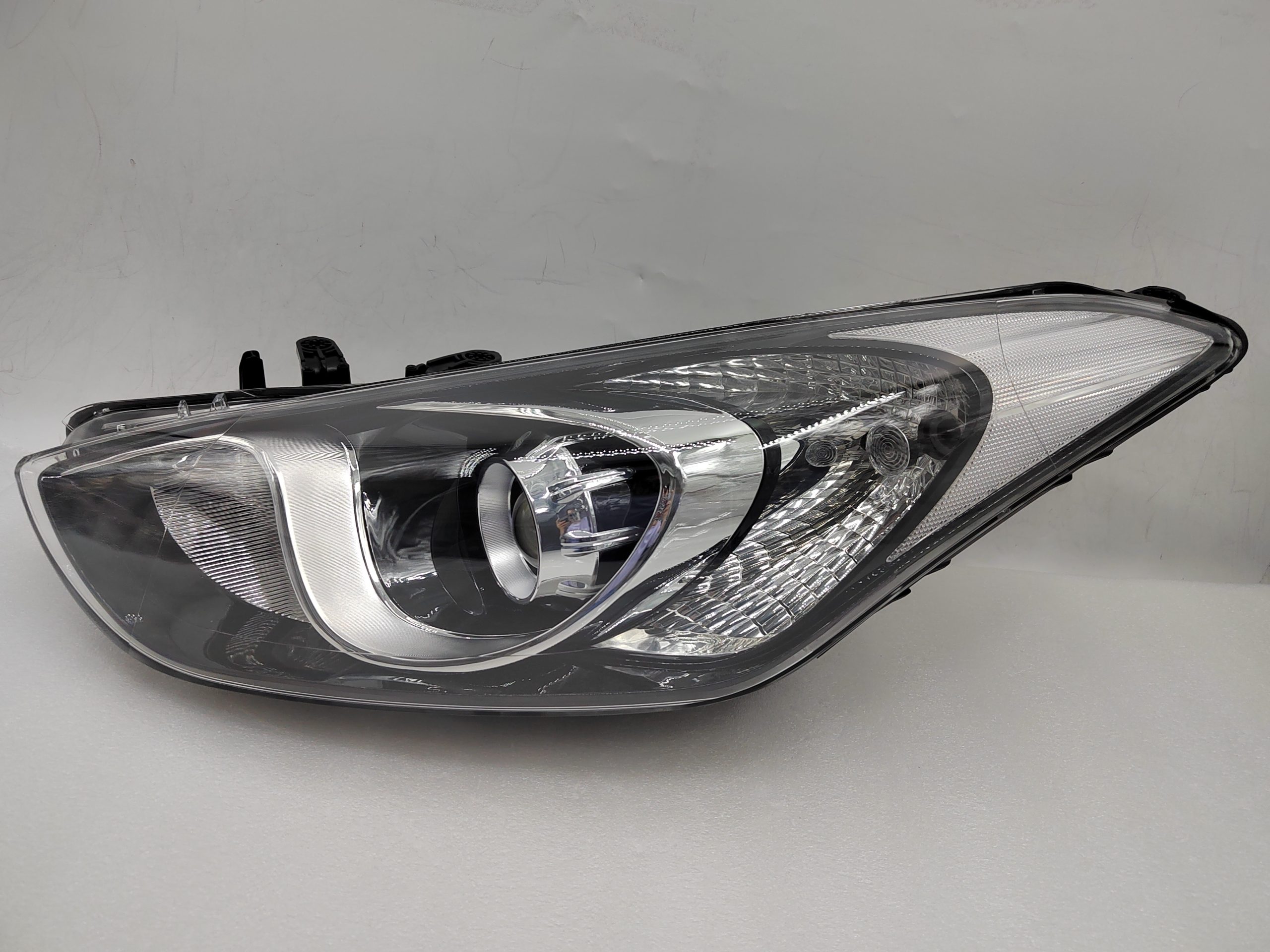 HYUNDAI I30 GD 2012-2016 XENON L.H.S HEADLIGHT ASSEMBLY