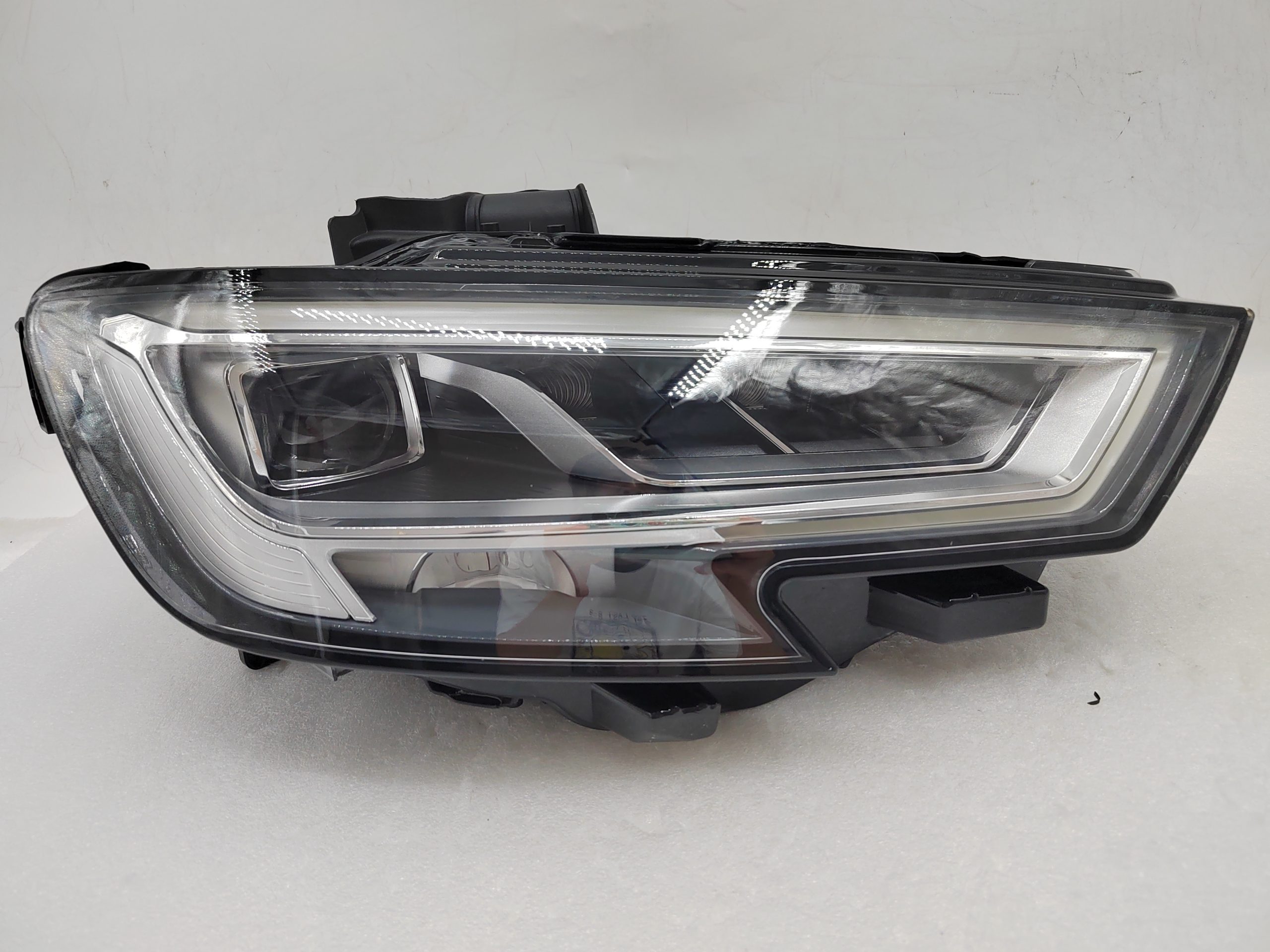 AUDI A3 RS3 8V 2016-2019 LED R.H.S HEADLIGHT ASSEMBLY