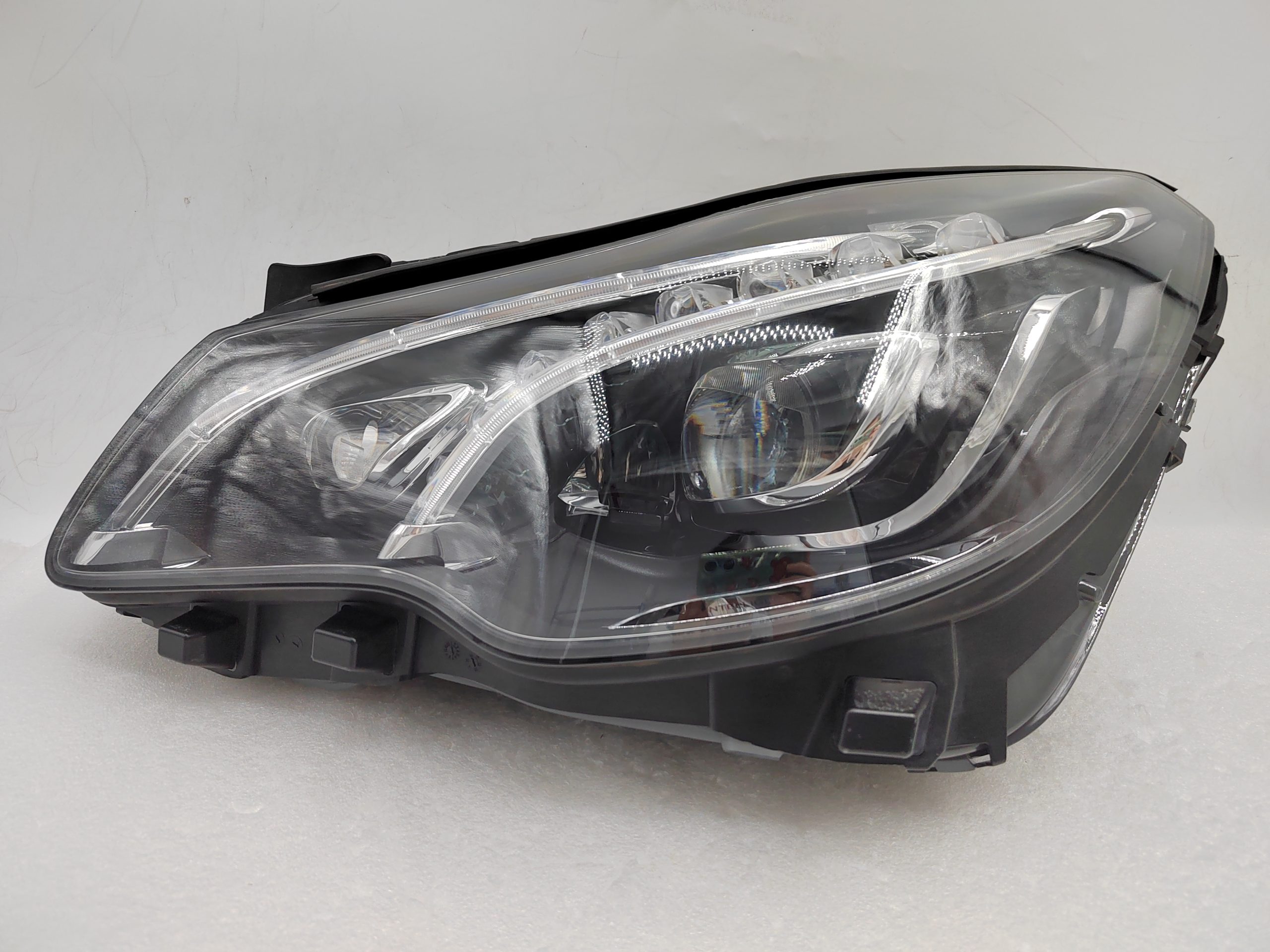 MERCEDES-BENZ E-CLASS W207 2013-2015 LED L.H.S HEADLIGHT ASSEMBLY