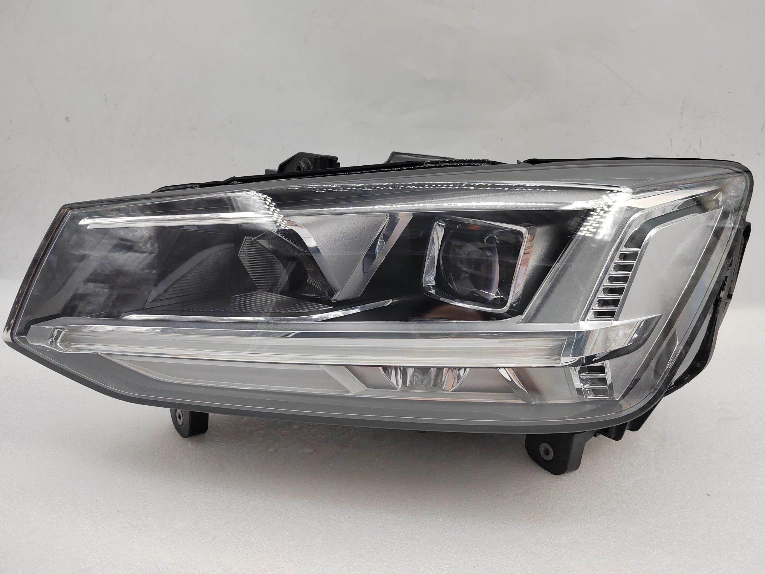 AUDI Q2 2016-2019 LED L.H.S HEADLIGHT ASSEMBLY