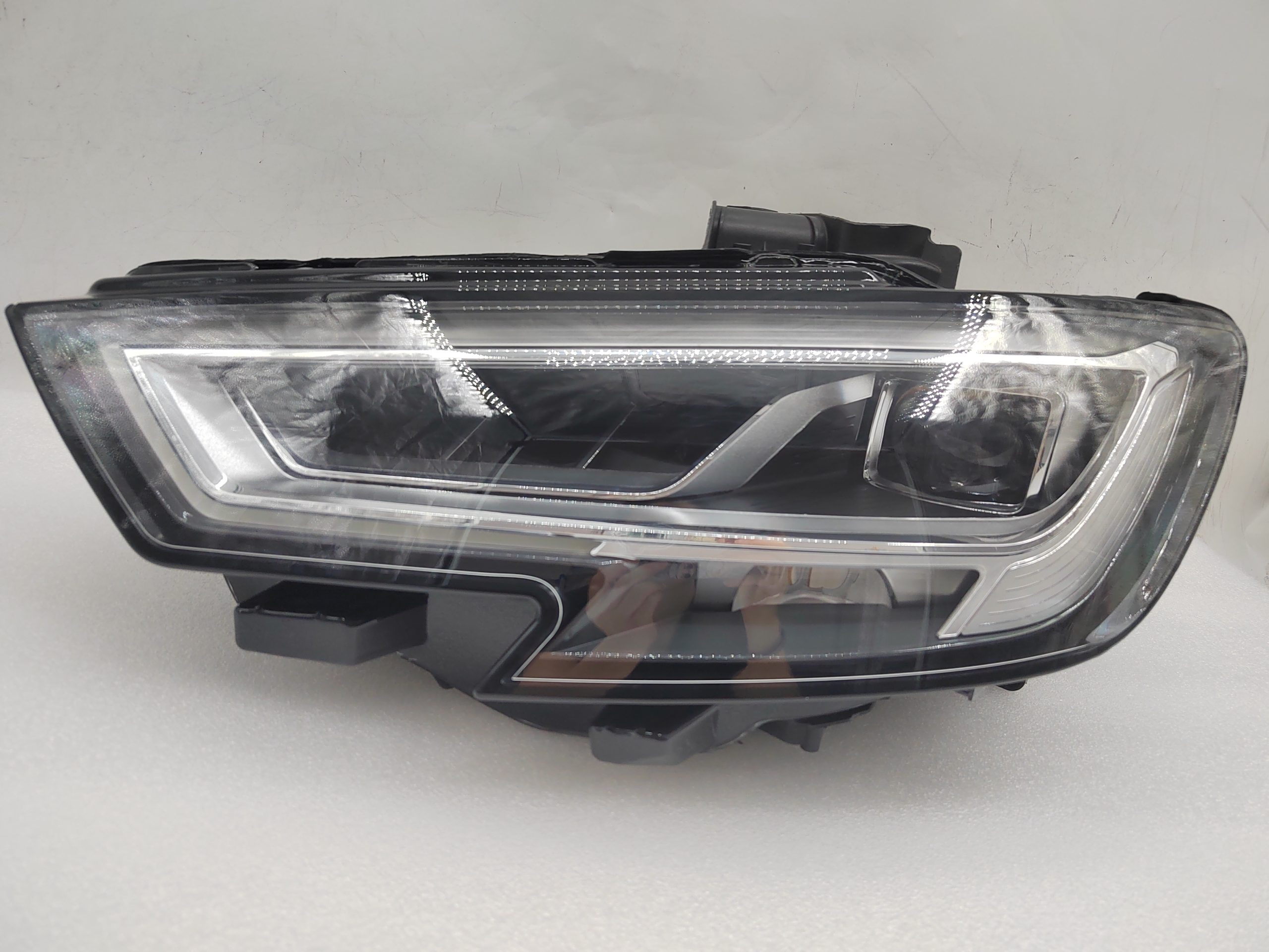 AUDI A3 RS3 8V 2016-2019 MATRIX L.H.S HEADLIGHT ASSEMBLY
