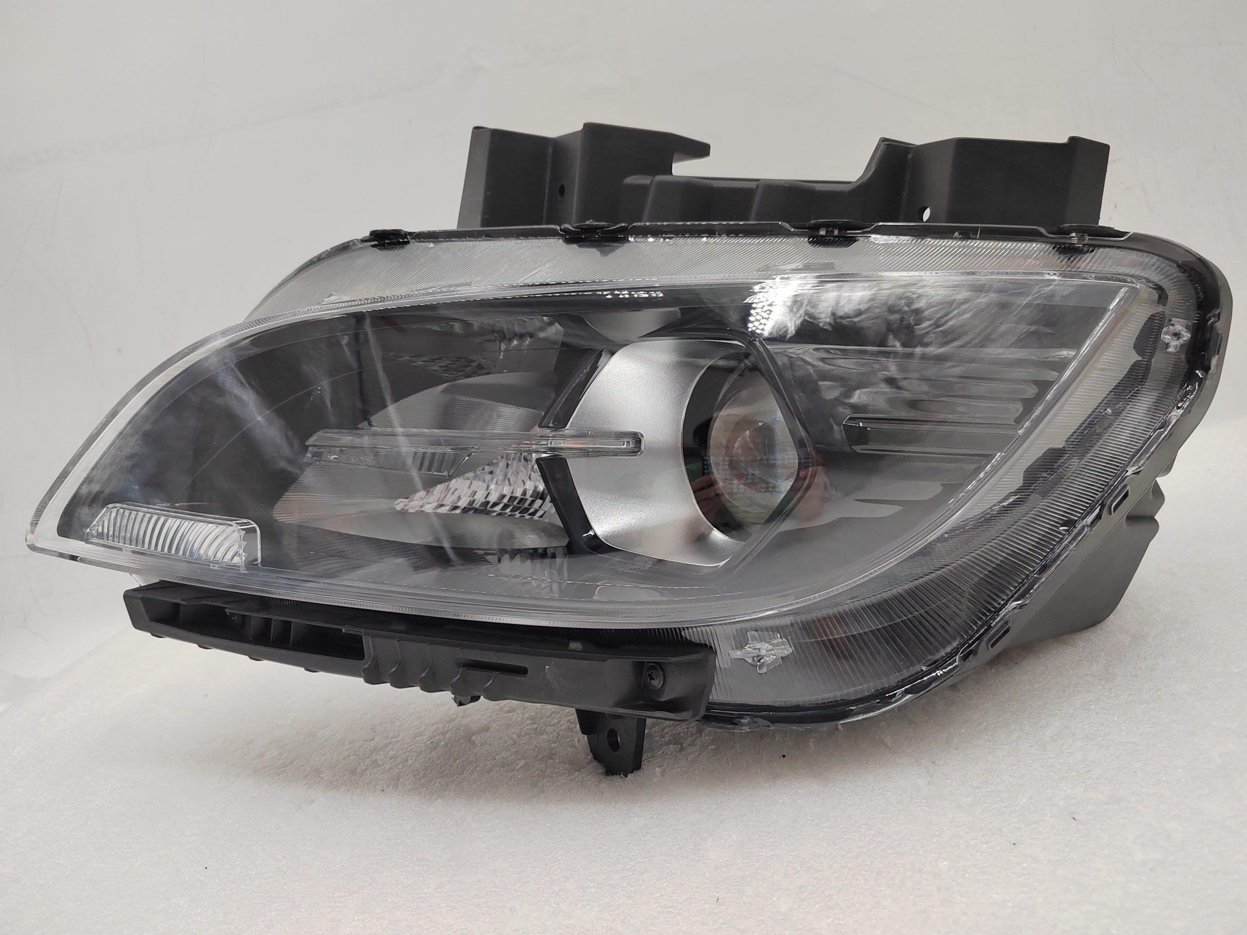 HYUNDAI KONA 2021-2023 HALOGEN L.H.S HEADLIGHT ASSEMBLY