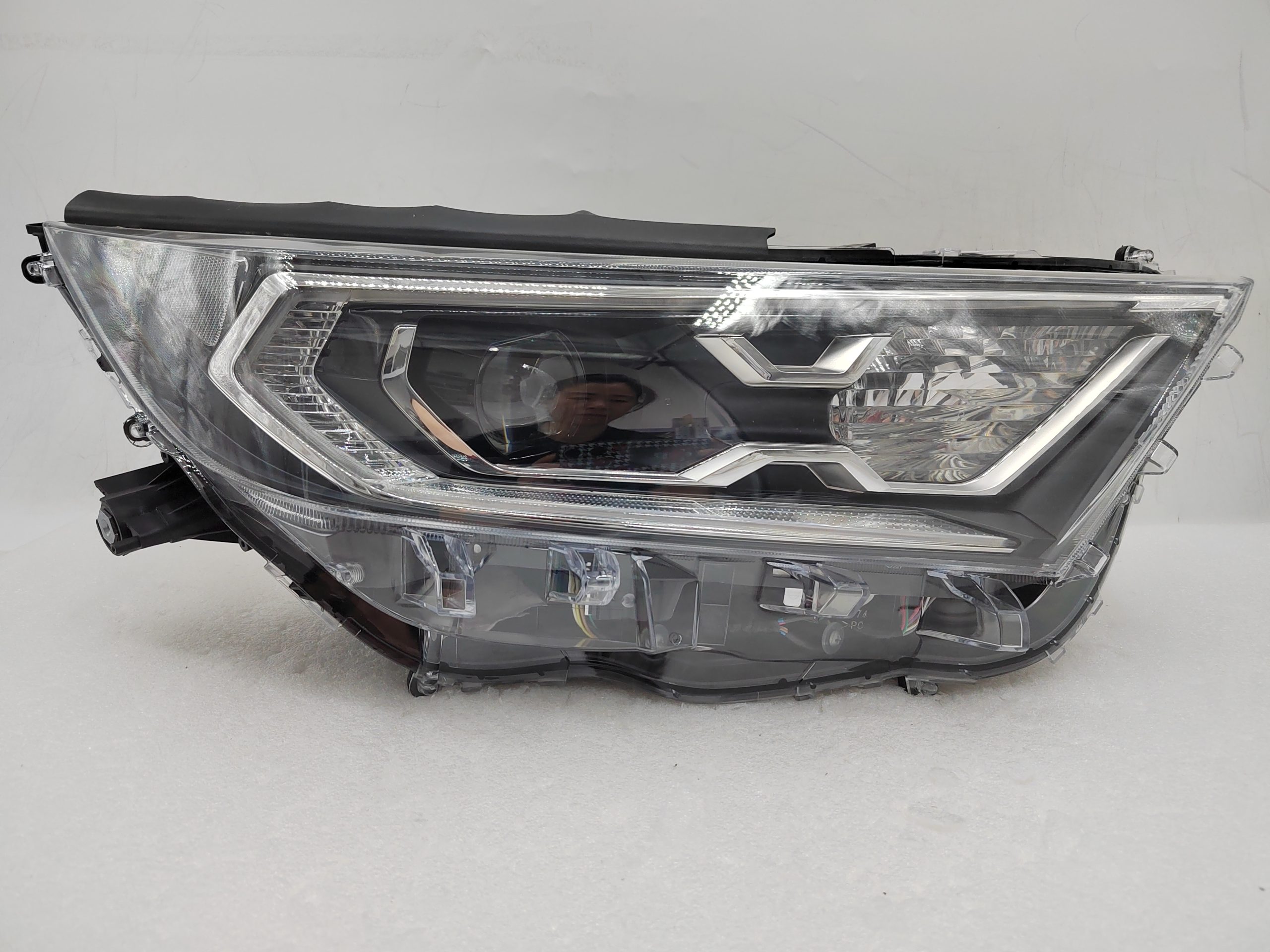 TOYOTA RAV4 V XA50 2019-2021 LED R.H.S HEADLIGHT ASSEMBLY