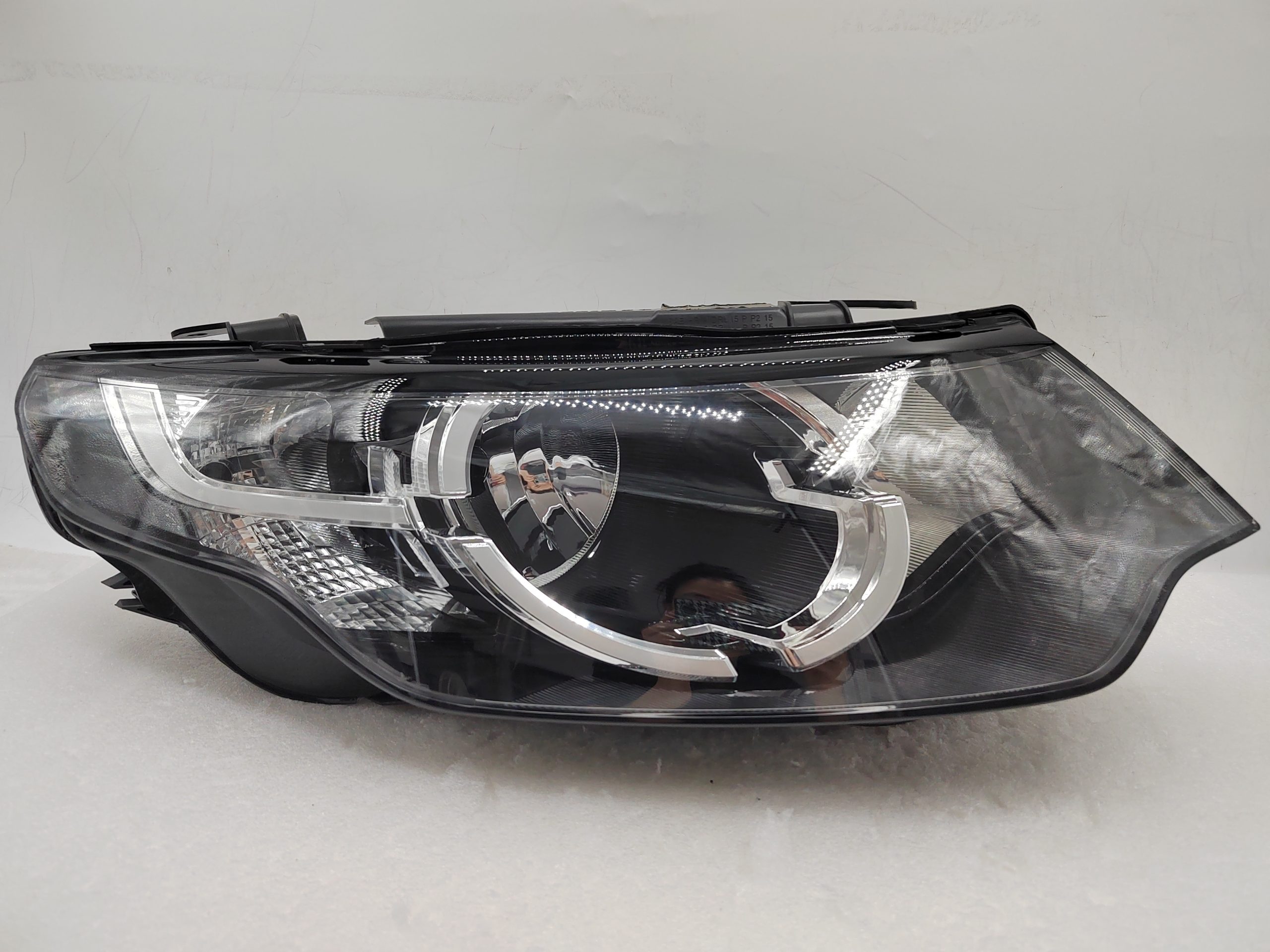 LAND ROVER DISCOVERY SPORT 2014-2019 HALOGEN R.H.S HEADLIGHT ASSEMBLY