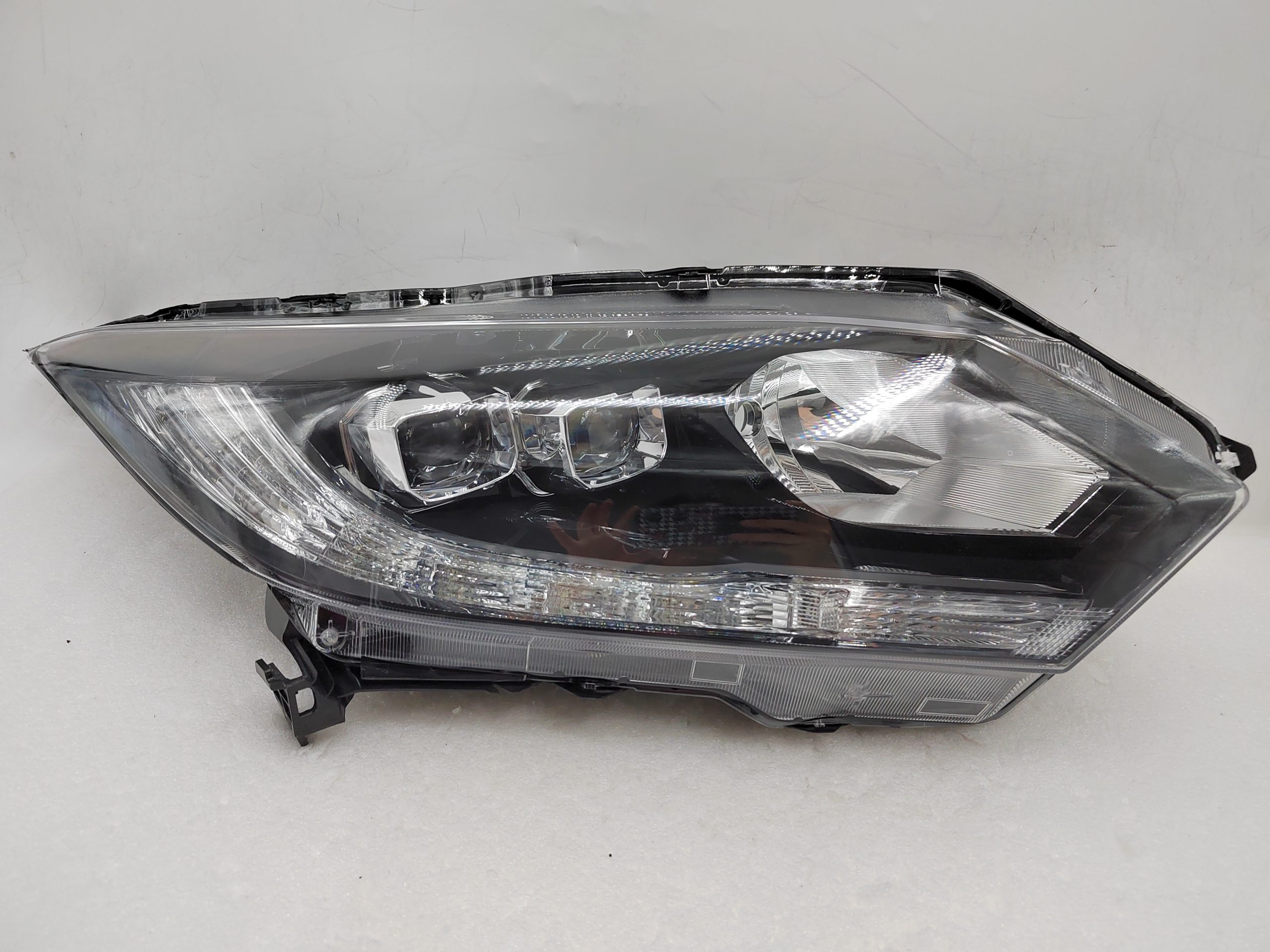 HONDA HR-V 2015-2018 LED R.H.S HEADLIGHT ASSEMBLY