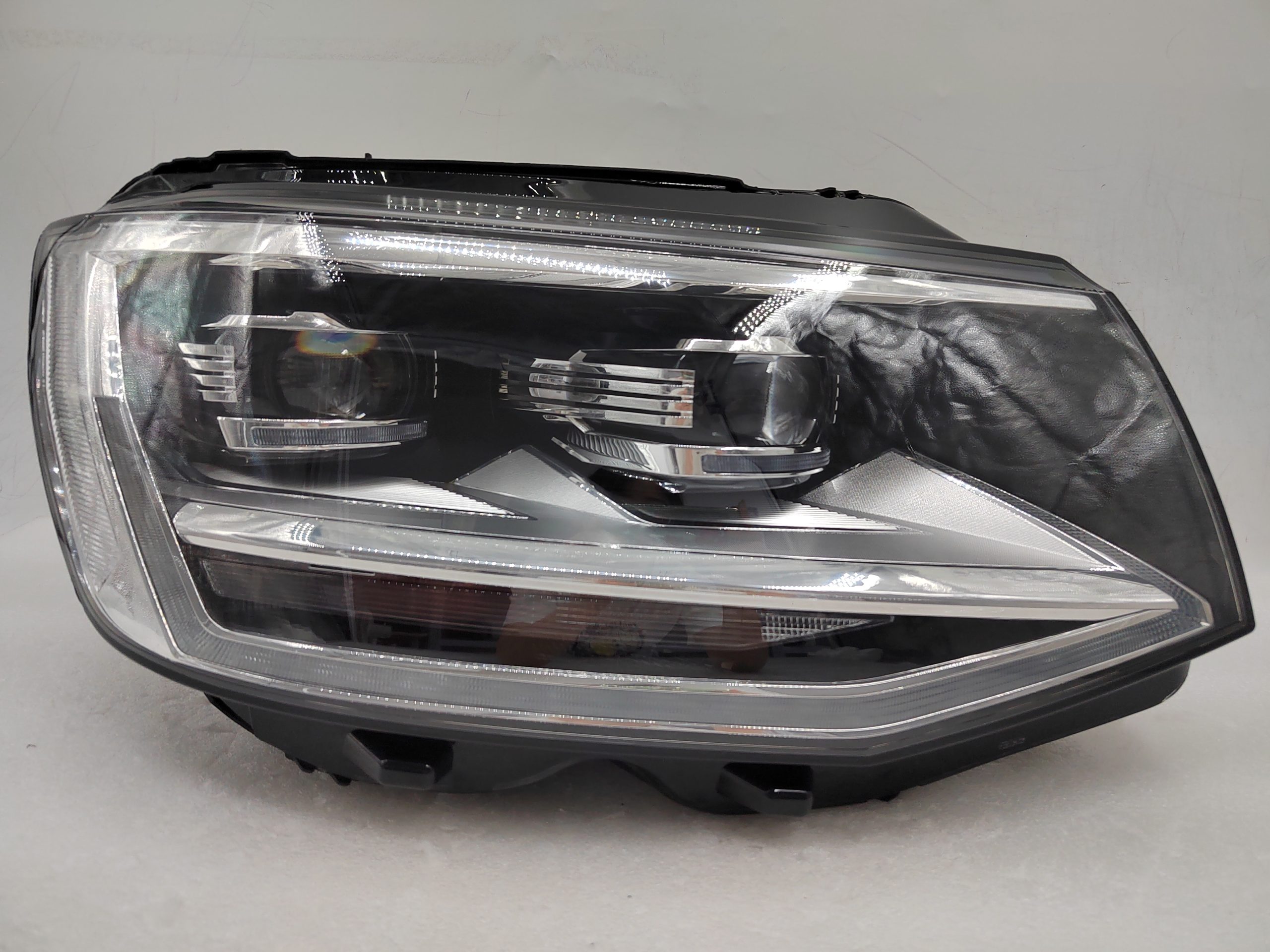 VOLKSWAGEN TRANSPORTER Multivan T6 2016-2020 LED R.H.S HEADLIGHT ASSEMBLY