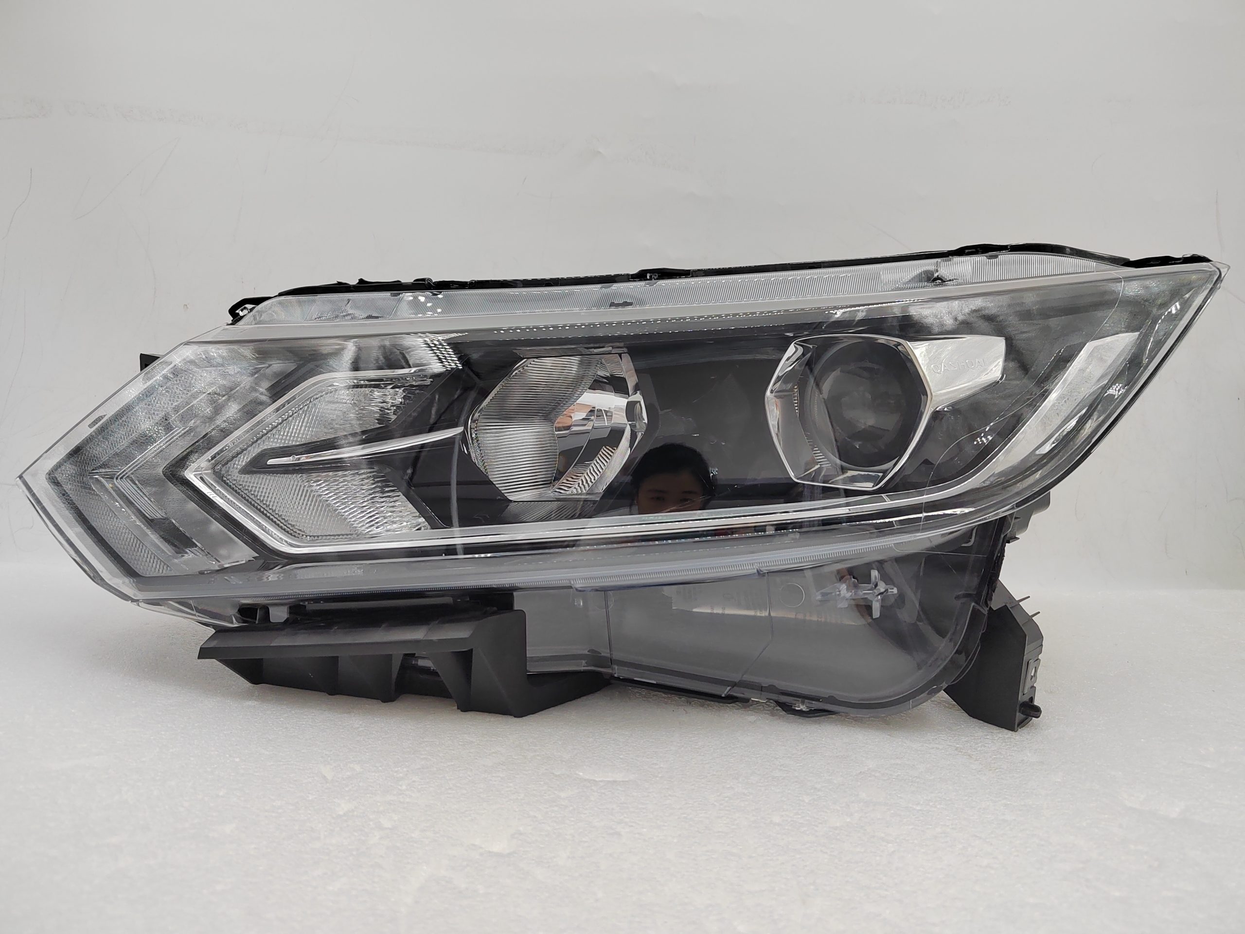 NISSAN QASHQAI J11 2017-2020 HALOGEN L.H.S HEADLIGHT ASSEMBLY