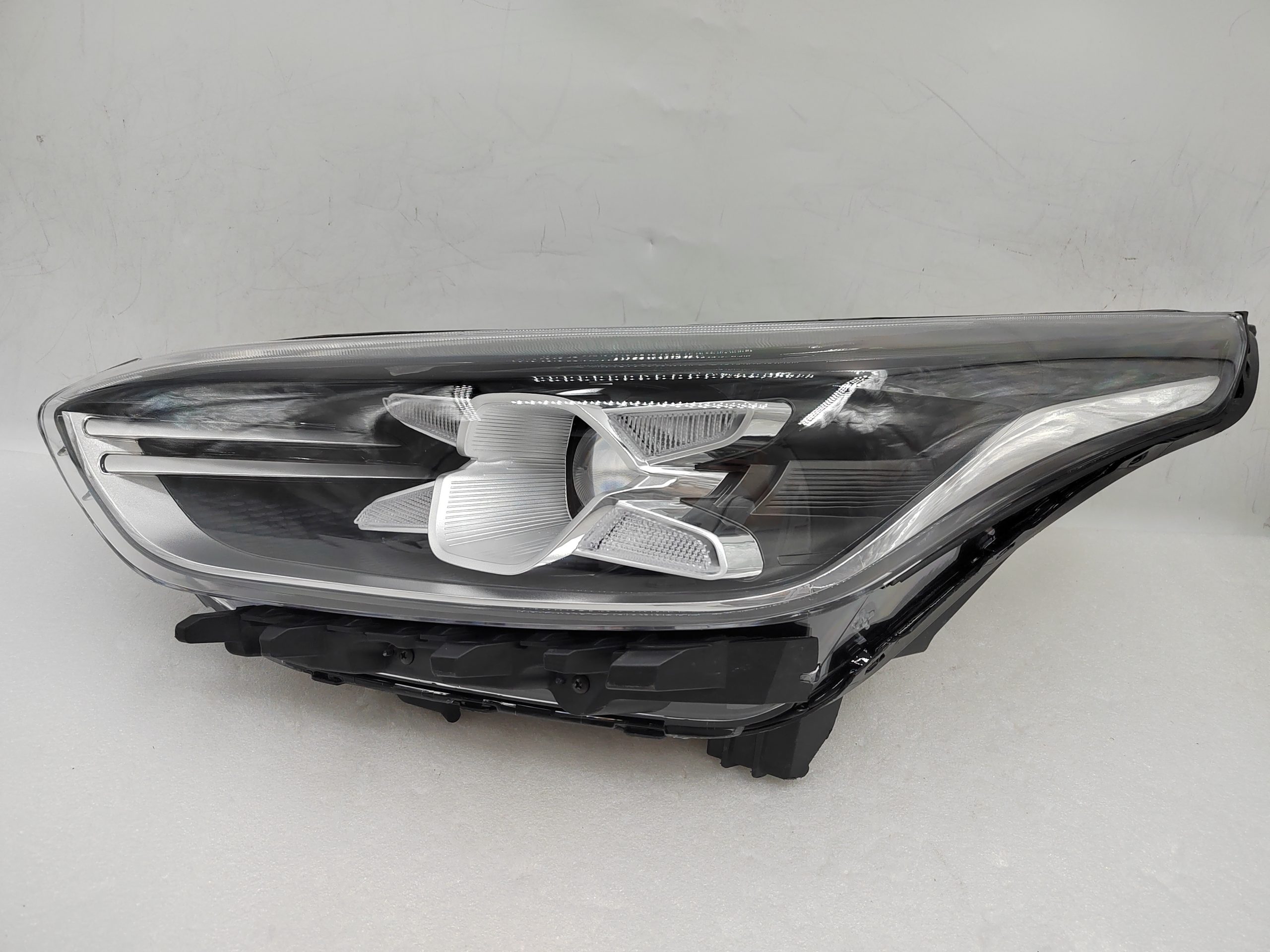 KIA CERATO 2018-2020 LED L.H.S HEADLIGHT ASSEMBLY