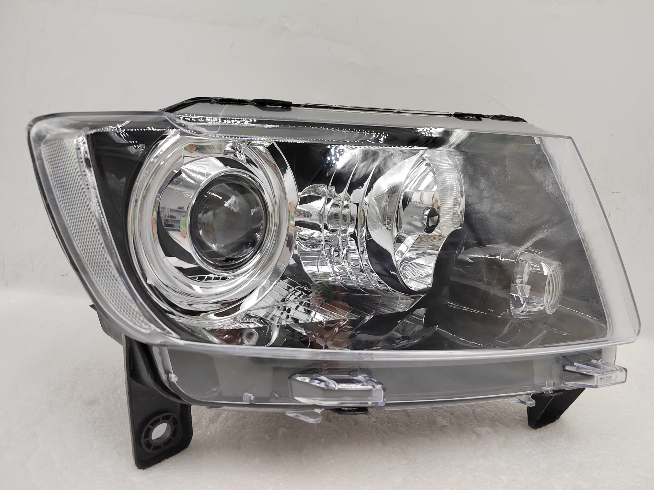 JEEP COMPASS I MK49 2011-2014 R.H.S HEADLIGHT ASSEMBLY