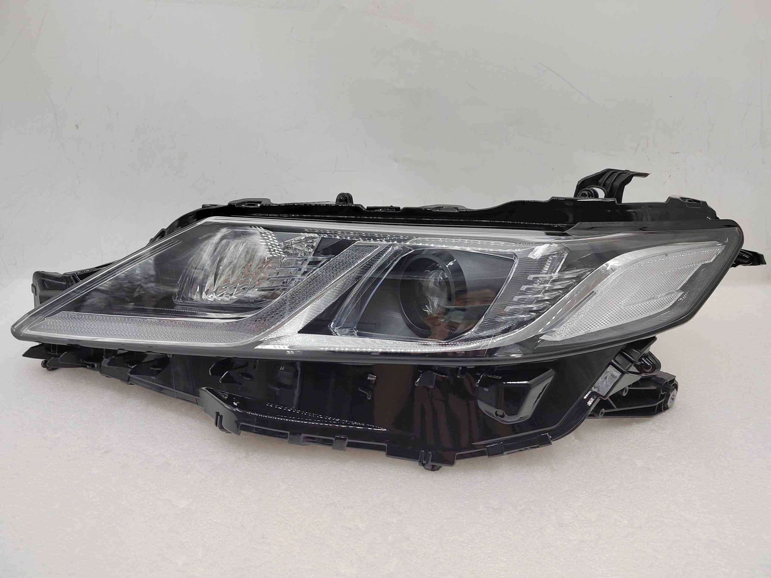 TOYOTA CAMRY ACV70 2018-2022 LED L.H.S HEADLIGHT ASSEMBLY