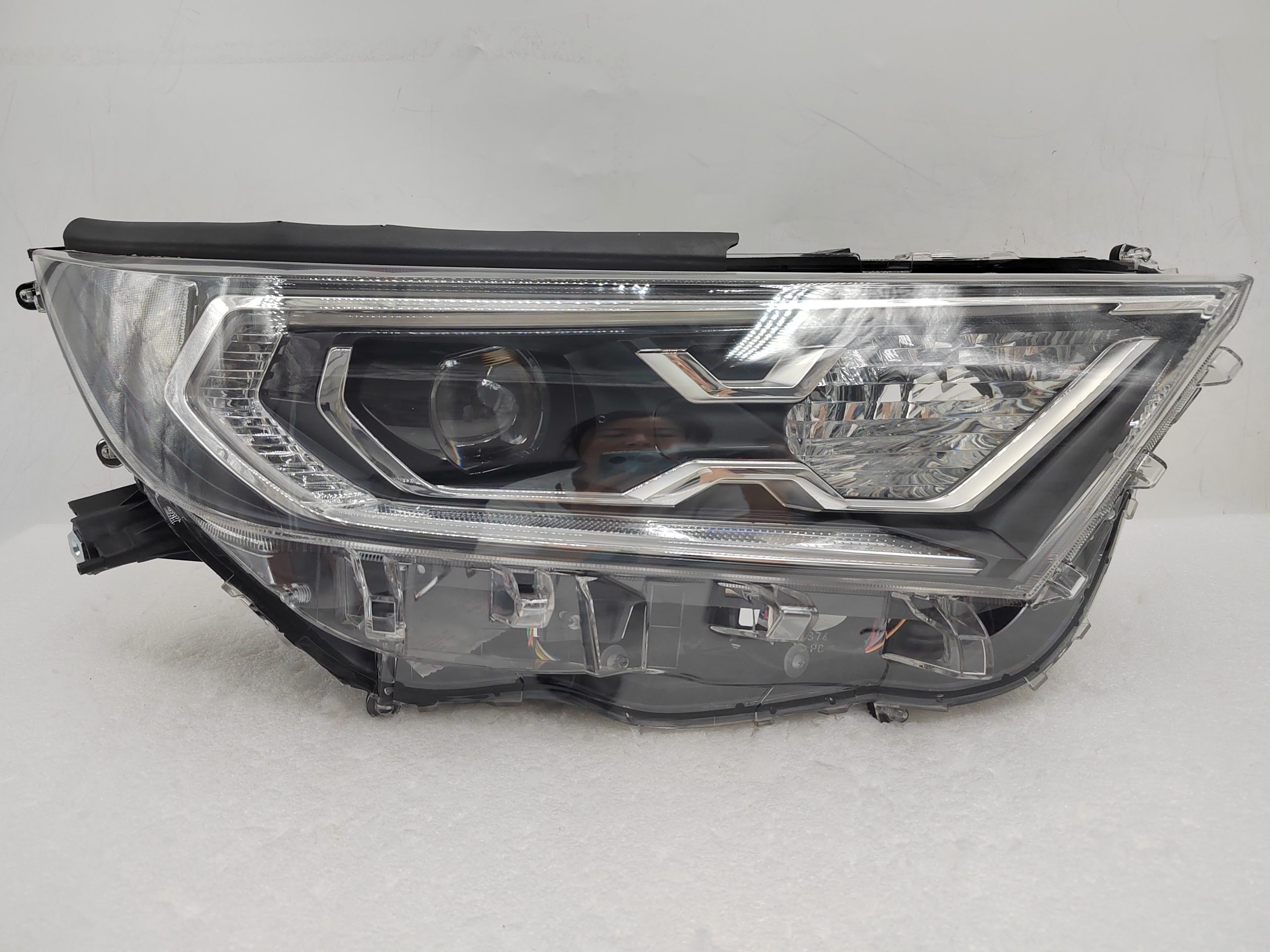 TOYOTA RAV4 V XA50 2019-2021 LED R.H.S HEADLIGHT ASSEMBLY