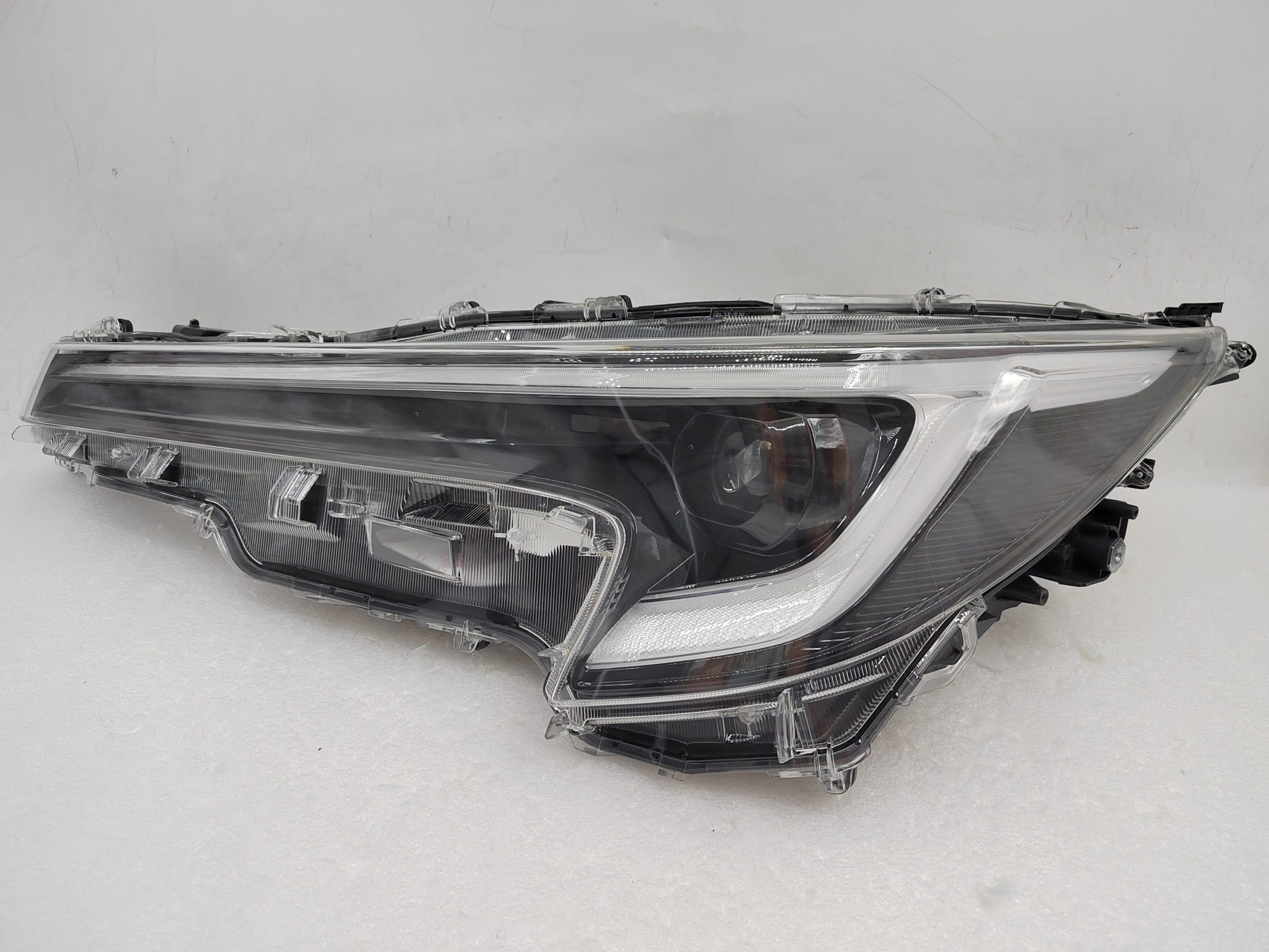 TOYOTA COROLLA 2022-2024 LED L.H.S HEADLIGHT ASSEMBLY