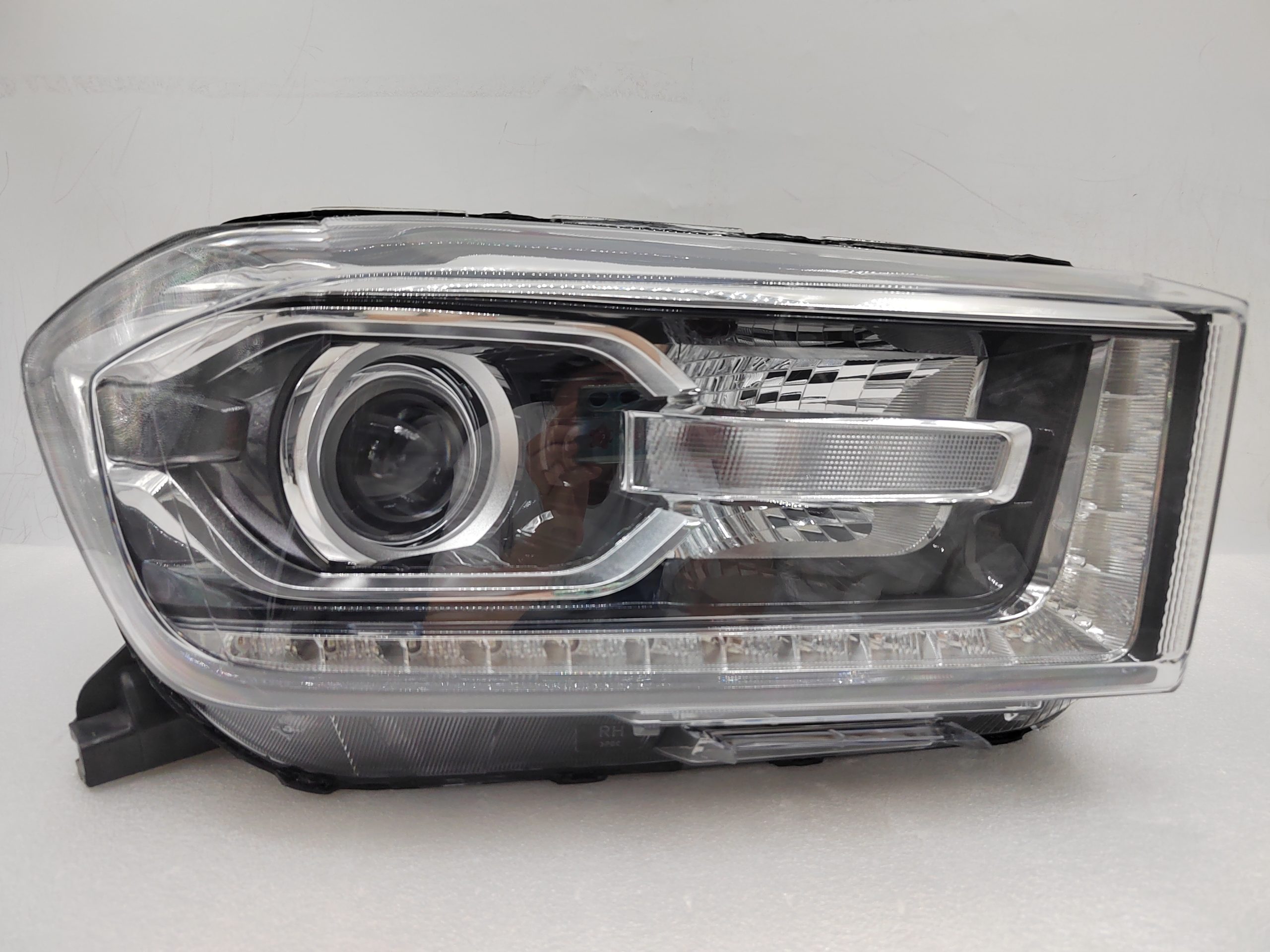 MAXUS LDV T60 2017-2020 LED R.H.S HEADLIGHT ASSEMBLY
