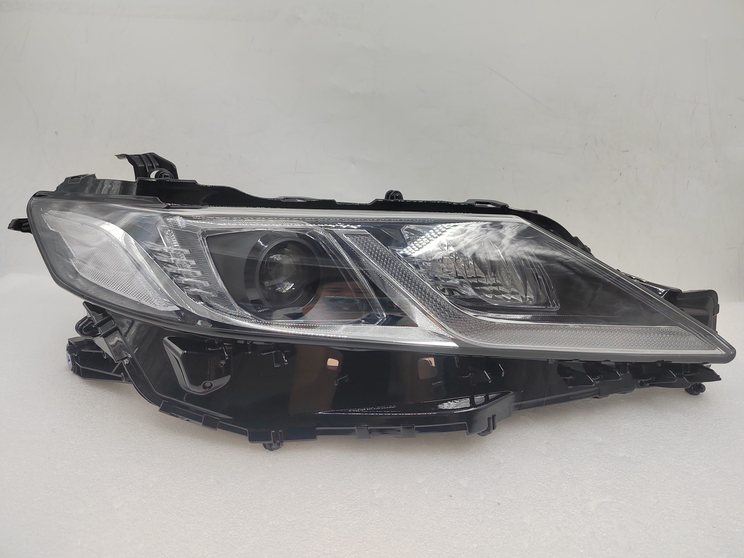 TOYOTA CAMRY ACV70 2018-2022 LED R.H.S HEADLIGHT ASSEMBLY