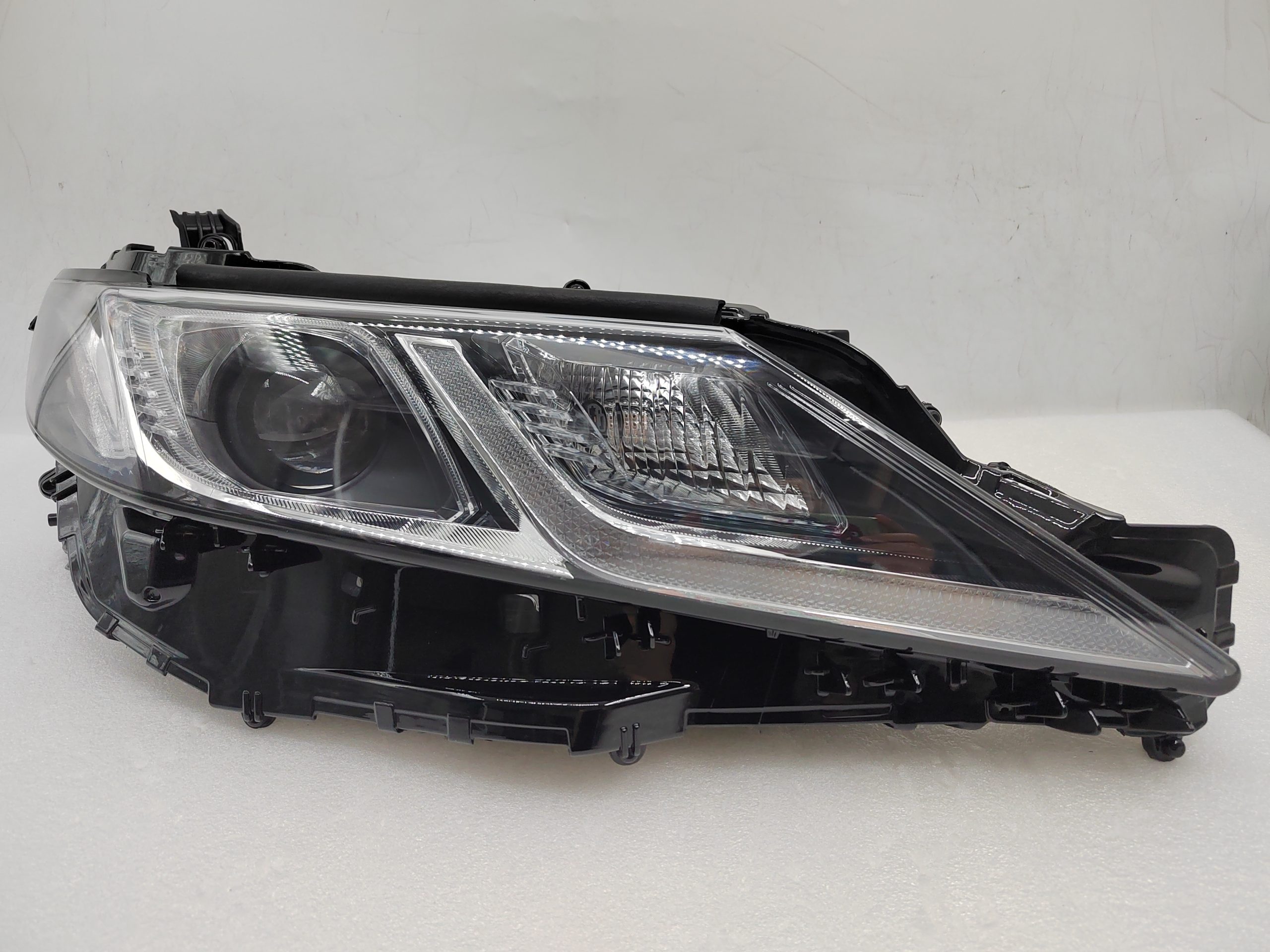 TOYOTA CAMRY ACV70 2018-2022 LED R.H.S HEADLIGHT ASSEMBLY