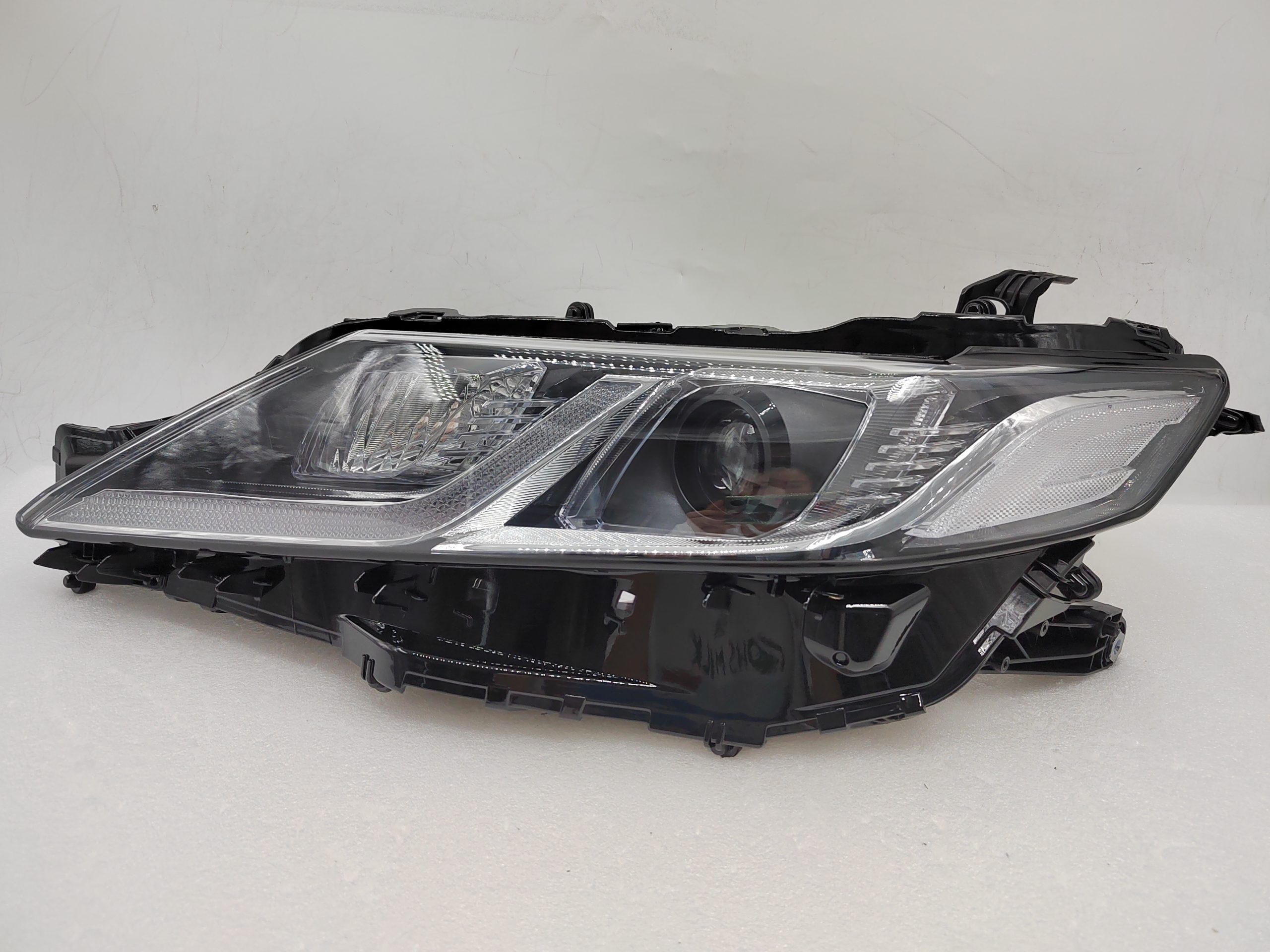 TOYOTA CAMRY ACV70 2018-2022 LED L.H.S HEADLIGHT ASSEMBLY