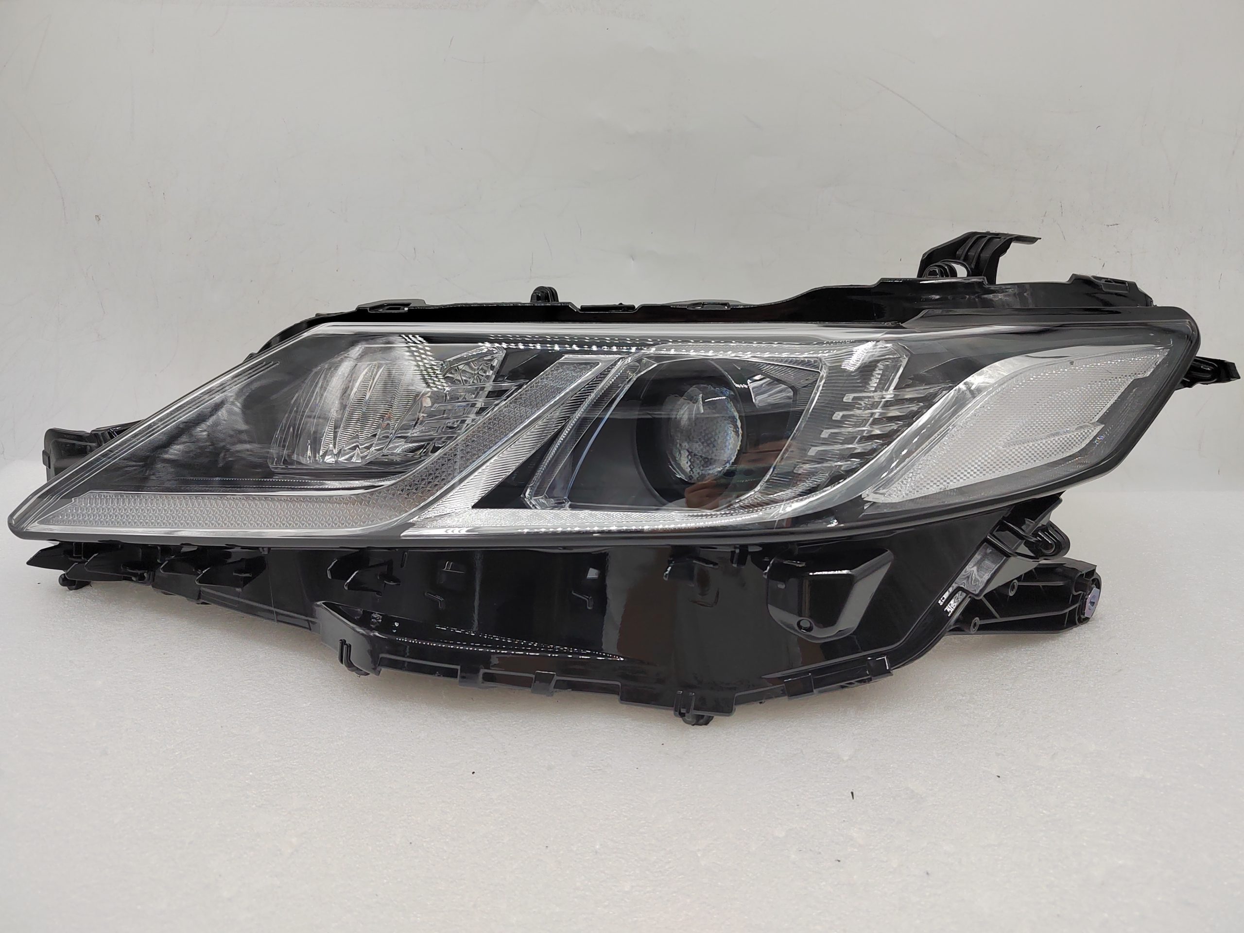 TOYOTA CAMRY ACV70 2018-2022 LED L.H.S HEADLIGHT ASSEMBLY