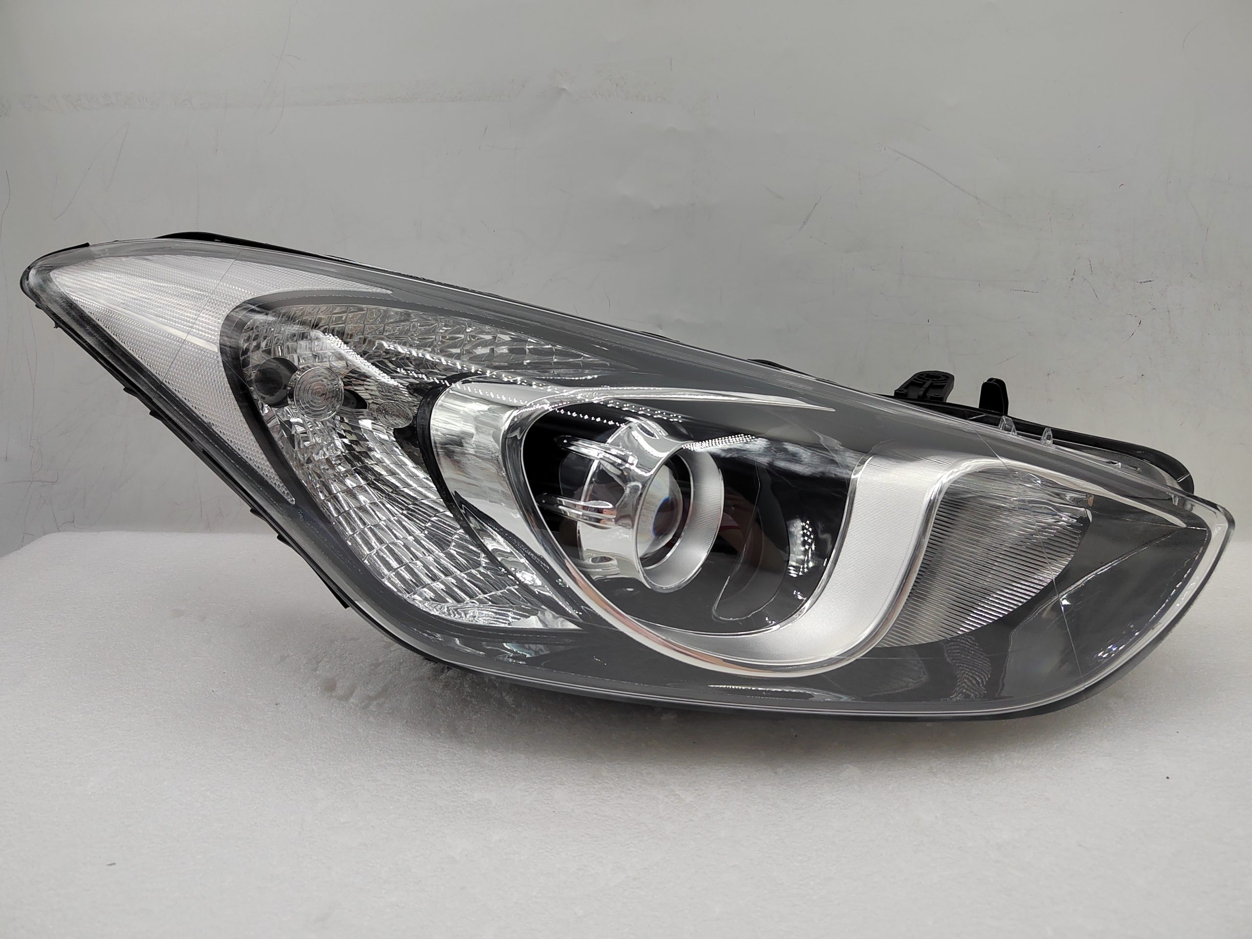 HYUNDAI I30 GD 2012-2016 HALOGEN R.H.S HEADLIGHT ASSEMBLY