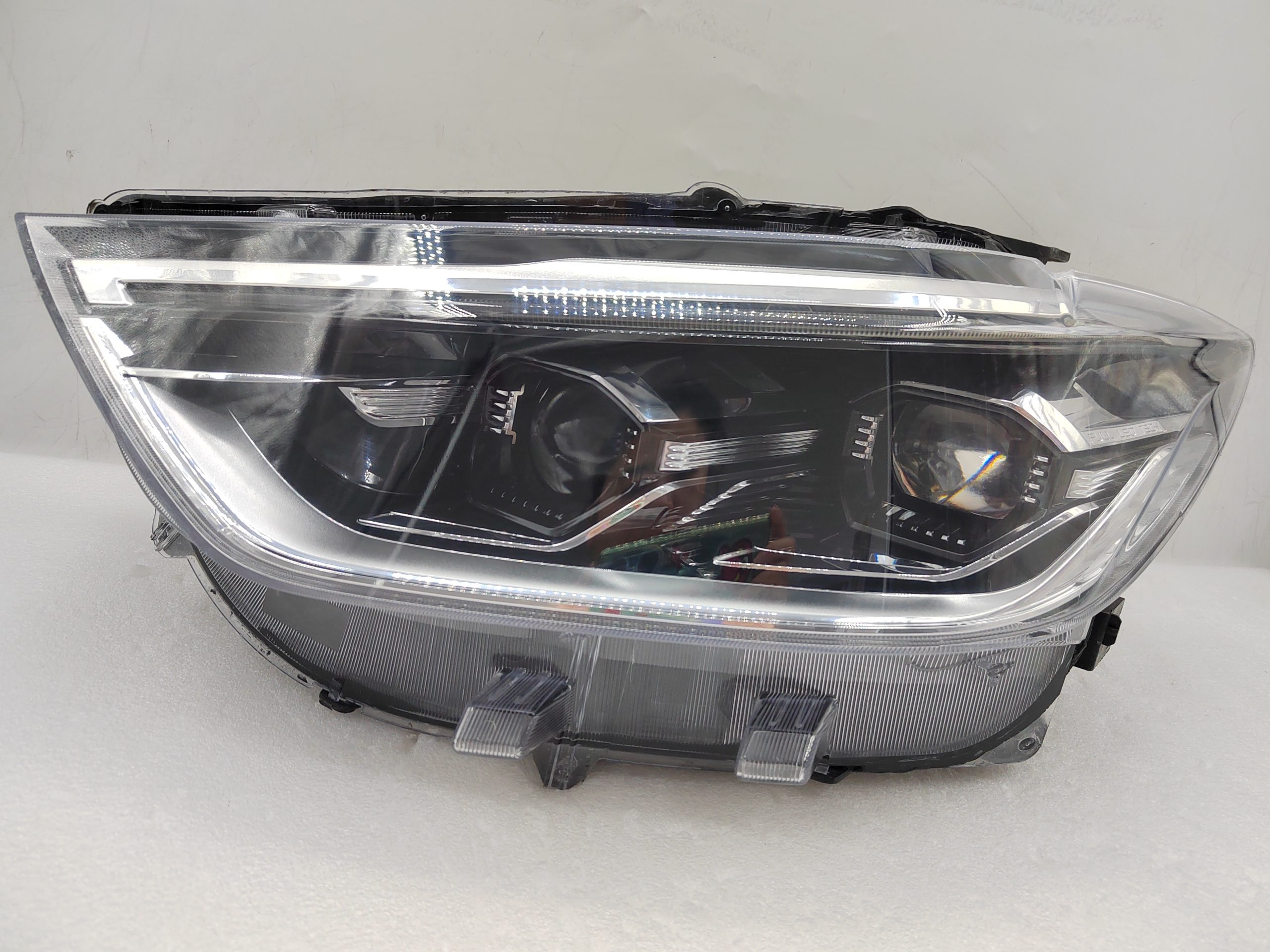 MAXUS LDV D90 PR0 2021-2023 LED L.H.S HEADLIGHT ASSEMBLY